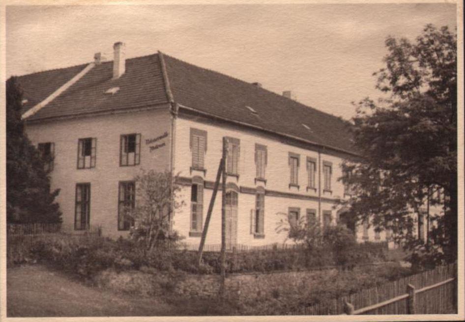 Dětský domov, Základní škola a Školní jídelna, Horní Planá foto 6