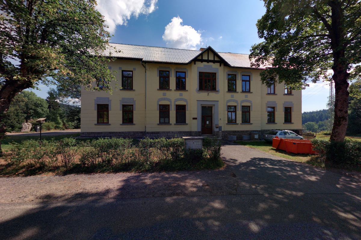 Základní škola a Mateřská škola, Kořenov foto 2