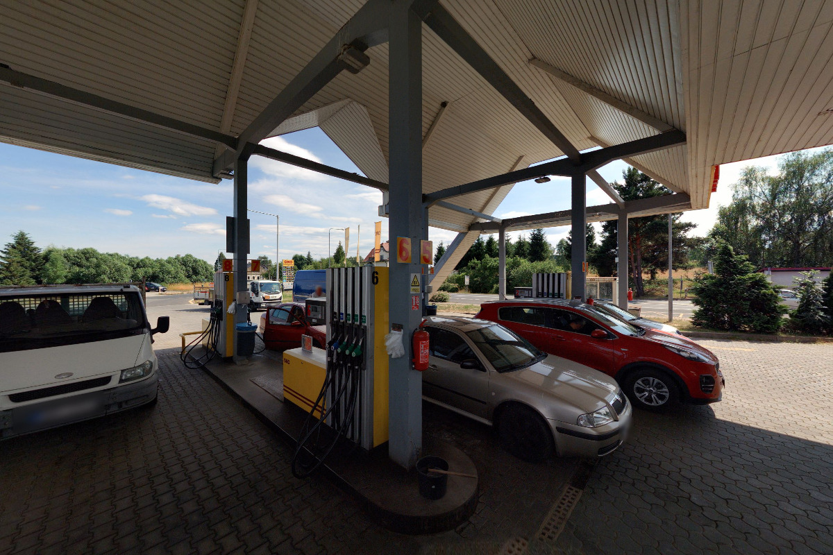 Občerstvení u čerpací stanice Tank ONO Cvikov