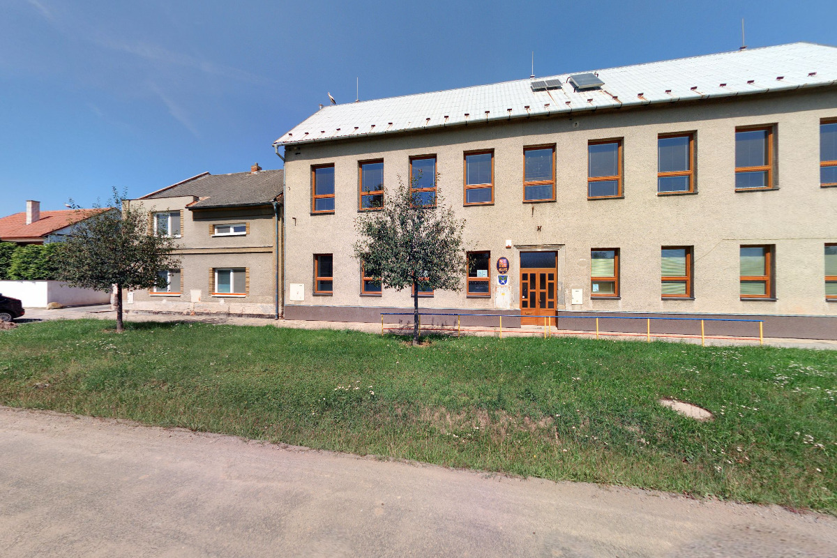 ZŠ a MŠ Křenovice foto 3