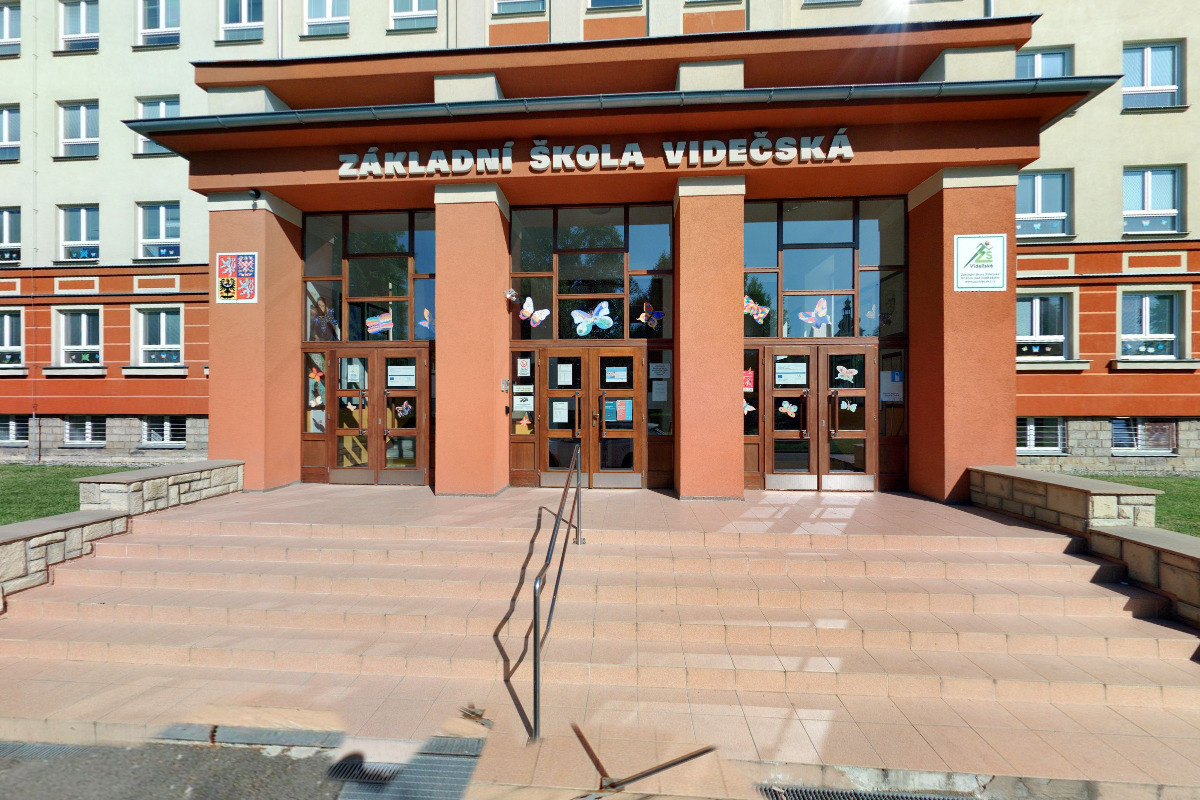 Nadační fond Základní školy Videčská ulice Rožnov pod Radhoštěm