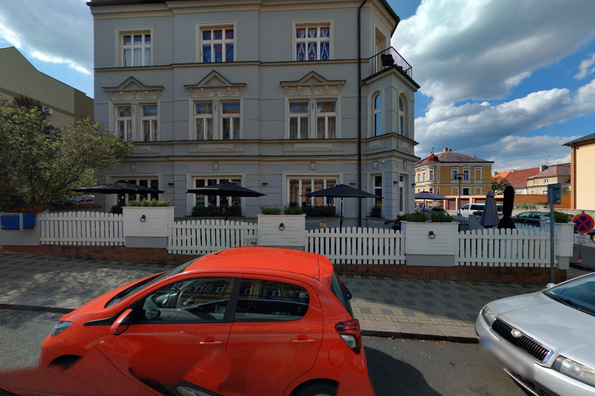 Šestidomí restaurace