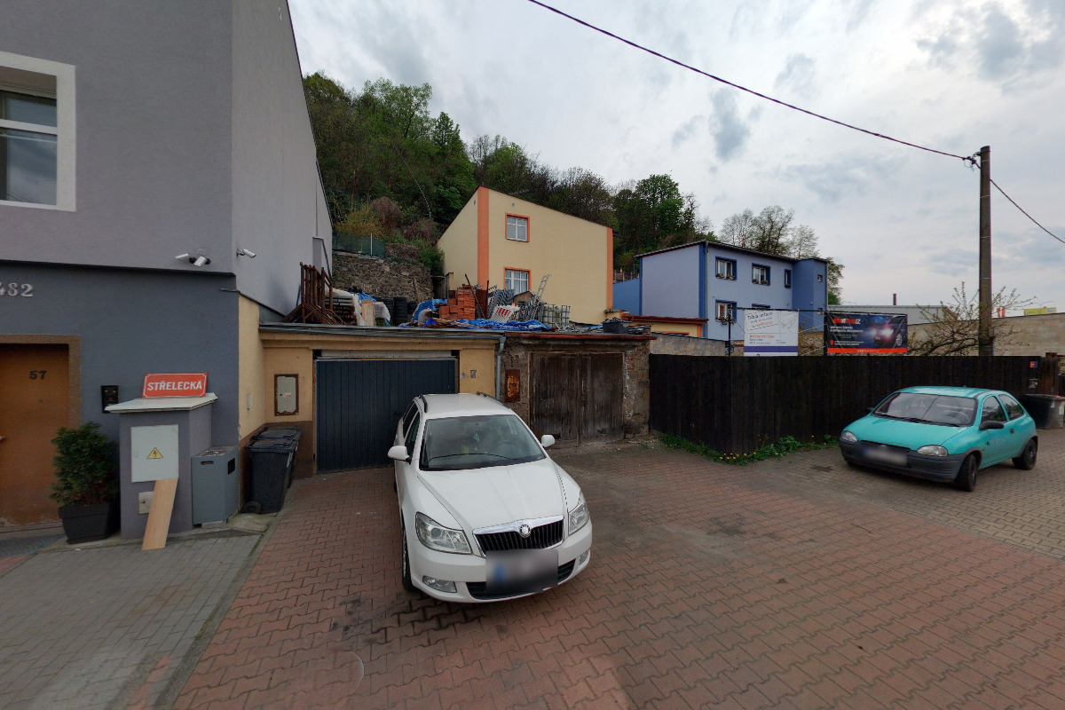 Daniel Hieke, autoservis