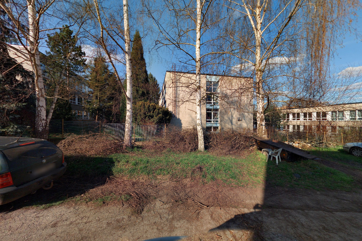 ZŠ Děčín, Školní