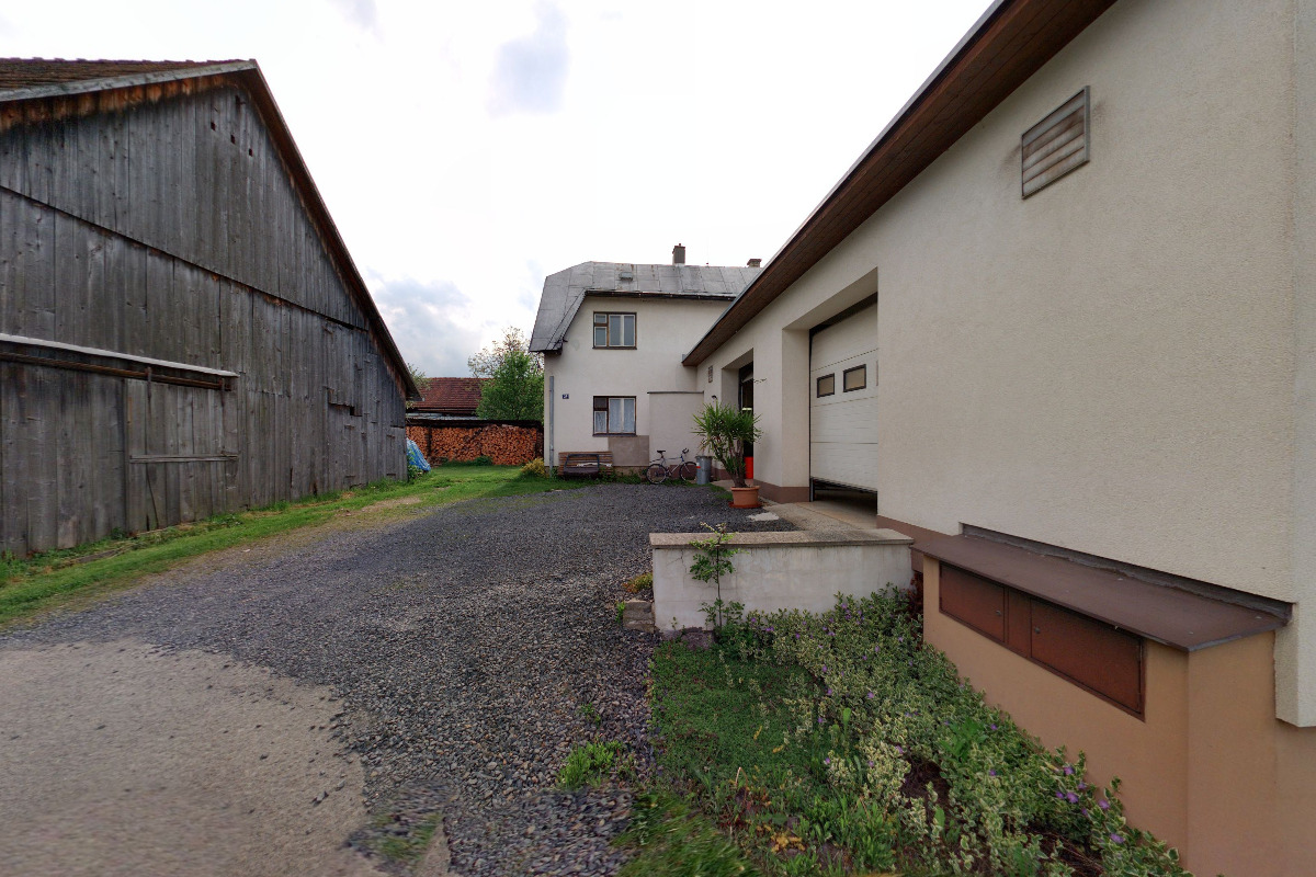 Autokarosárna Pavel Galeta foto 2