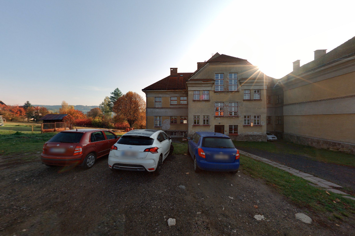 ZŠ a MŠ Jesenný foto 2