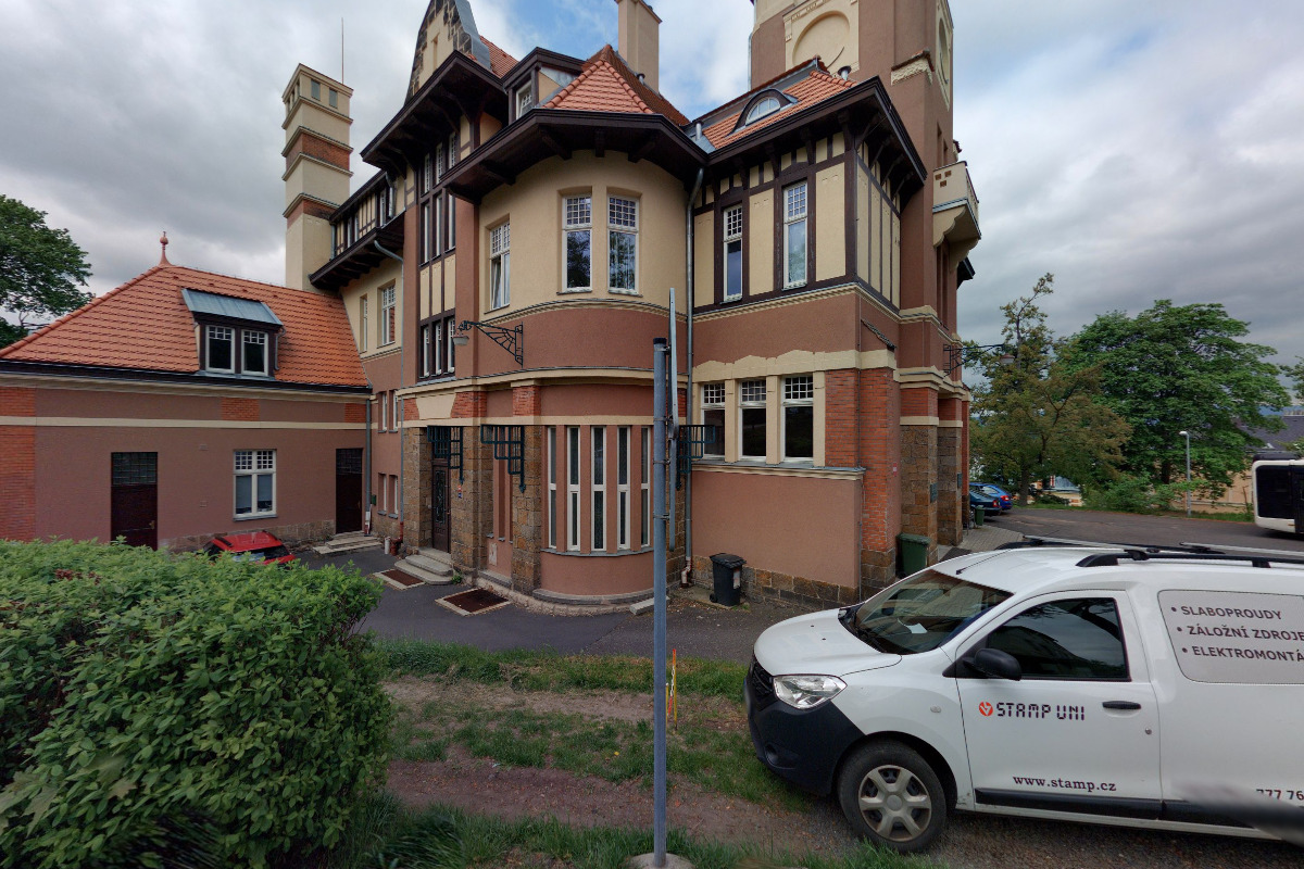 Permanentní make-up Karlovy Vary Jiřina Kalousová