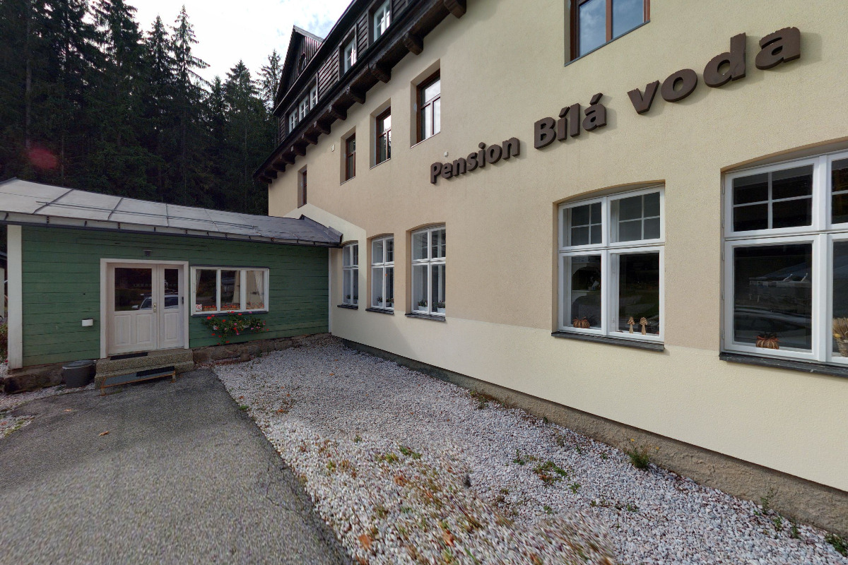 GGR ski school & rent