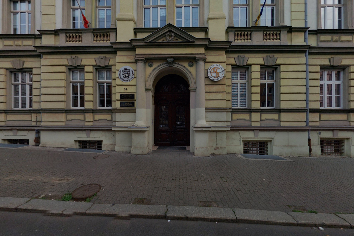 Univerzita Jana Evangelisty Purkyně - Fakulta sociálně ekonomická foto 3
