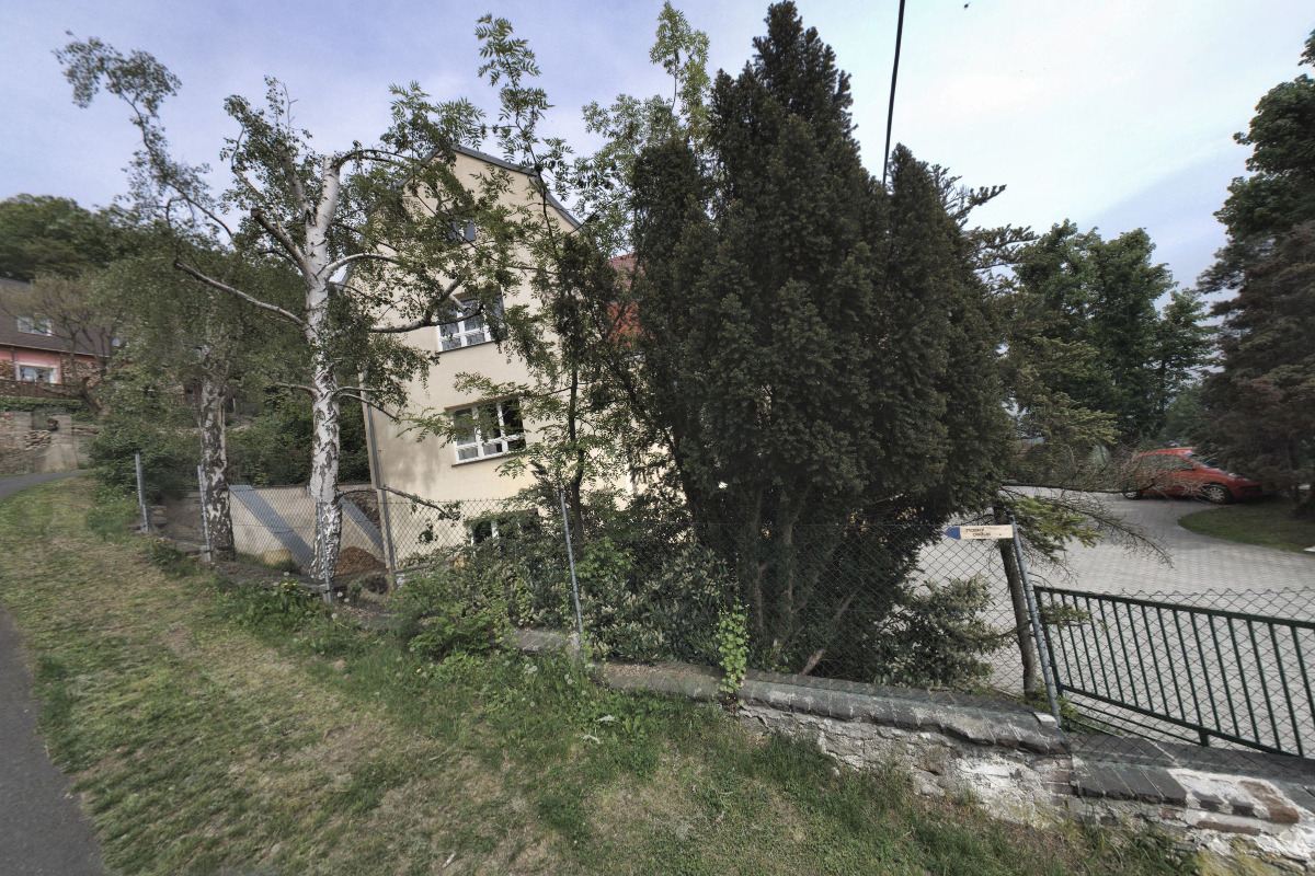 Dětský domov a Školní jídelna, Krupka, Libušín 151