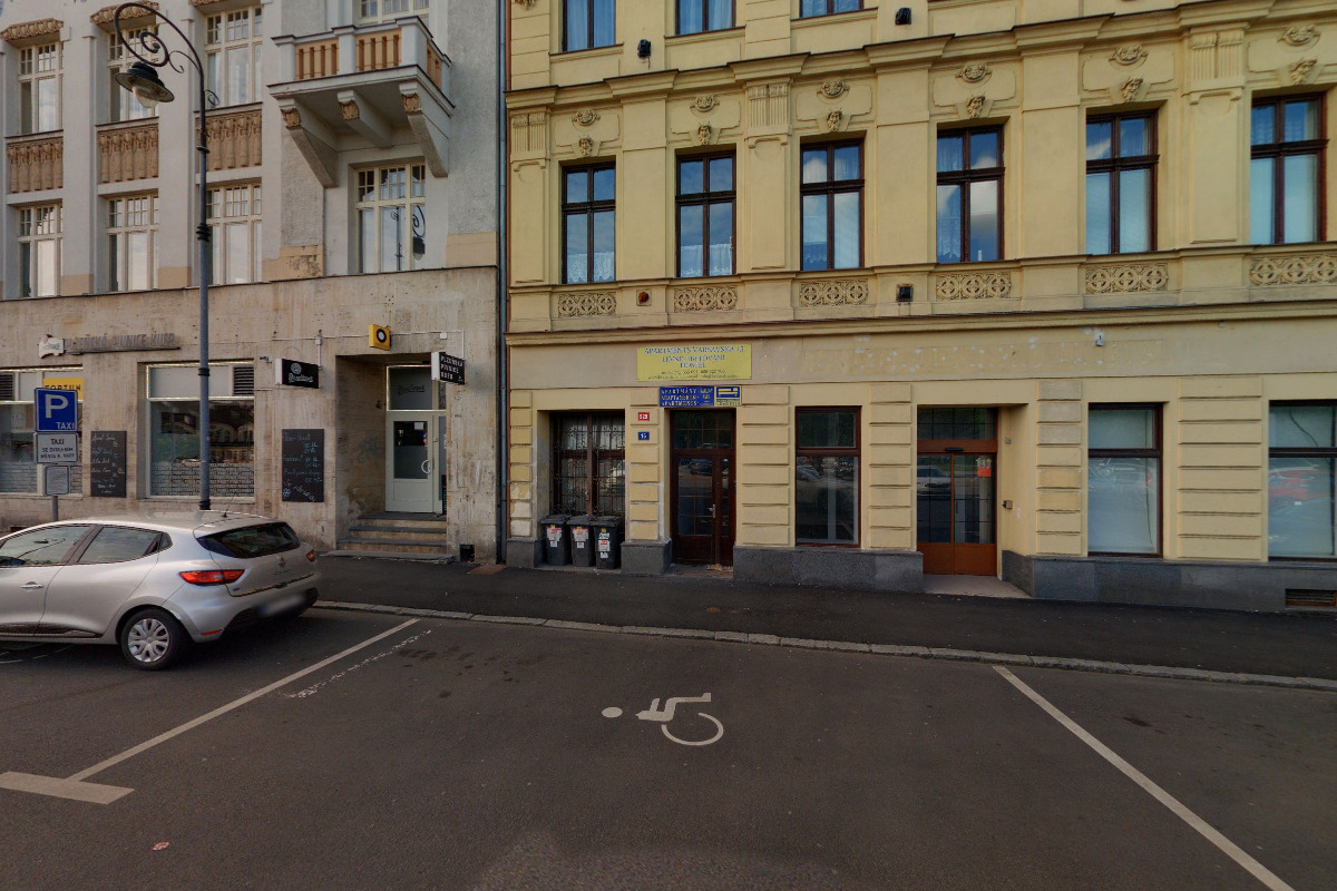 KV APARTMANS Varšavská