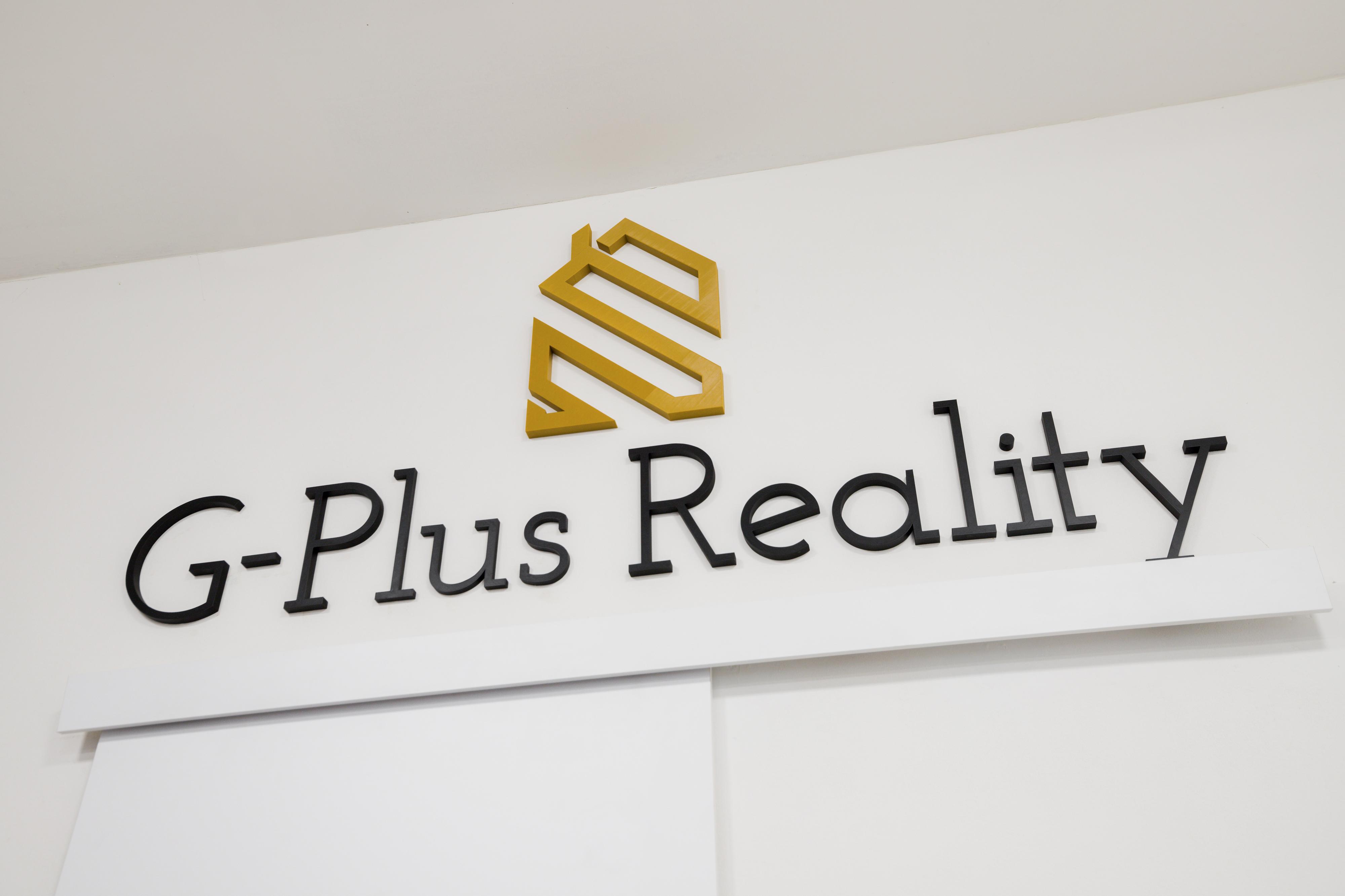 G - Plus Realitní kancelář foto 3