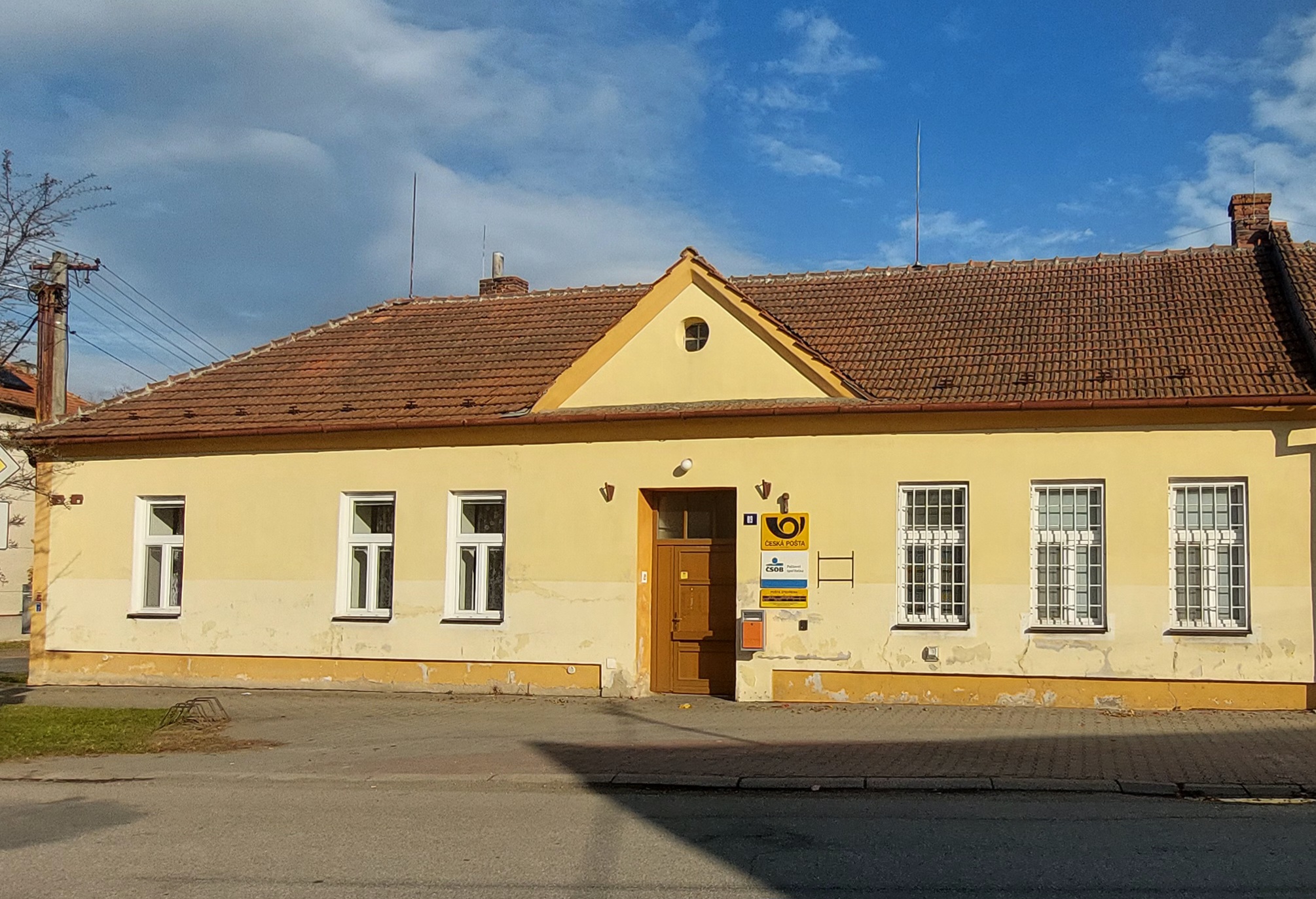 Pošta Ptení foto 2