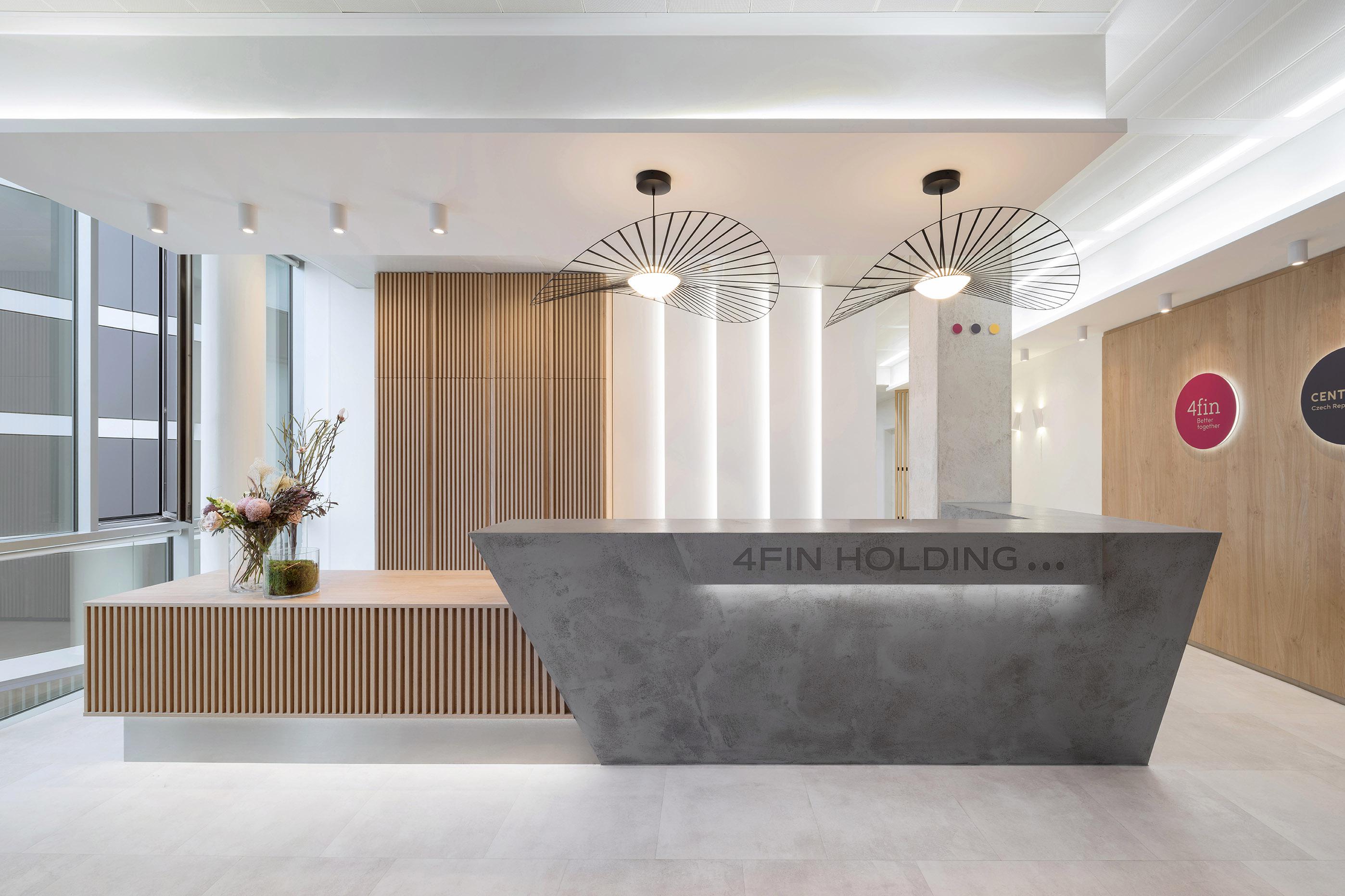 CENTURY 21 4fin Reality