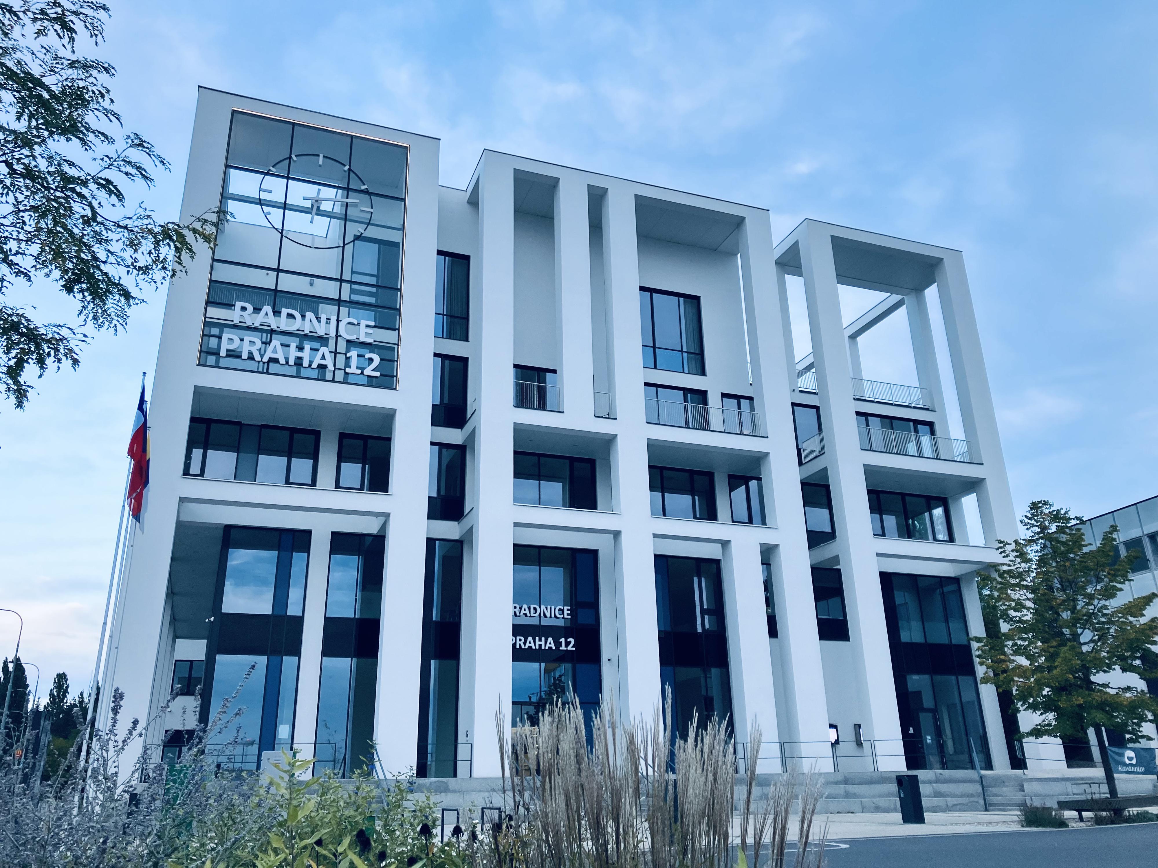 Úřad městské části Praha 12 foto 6