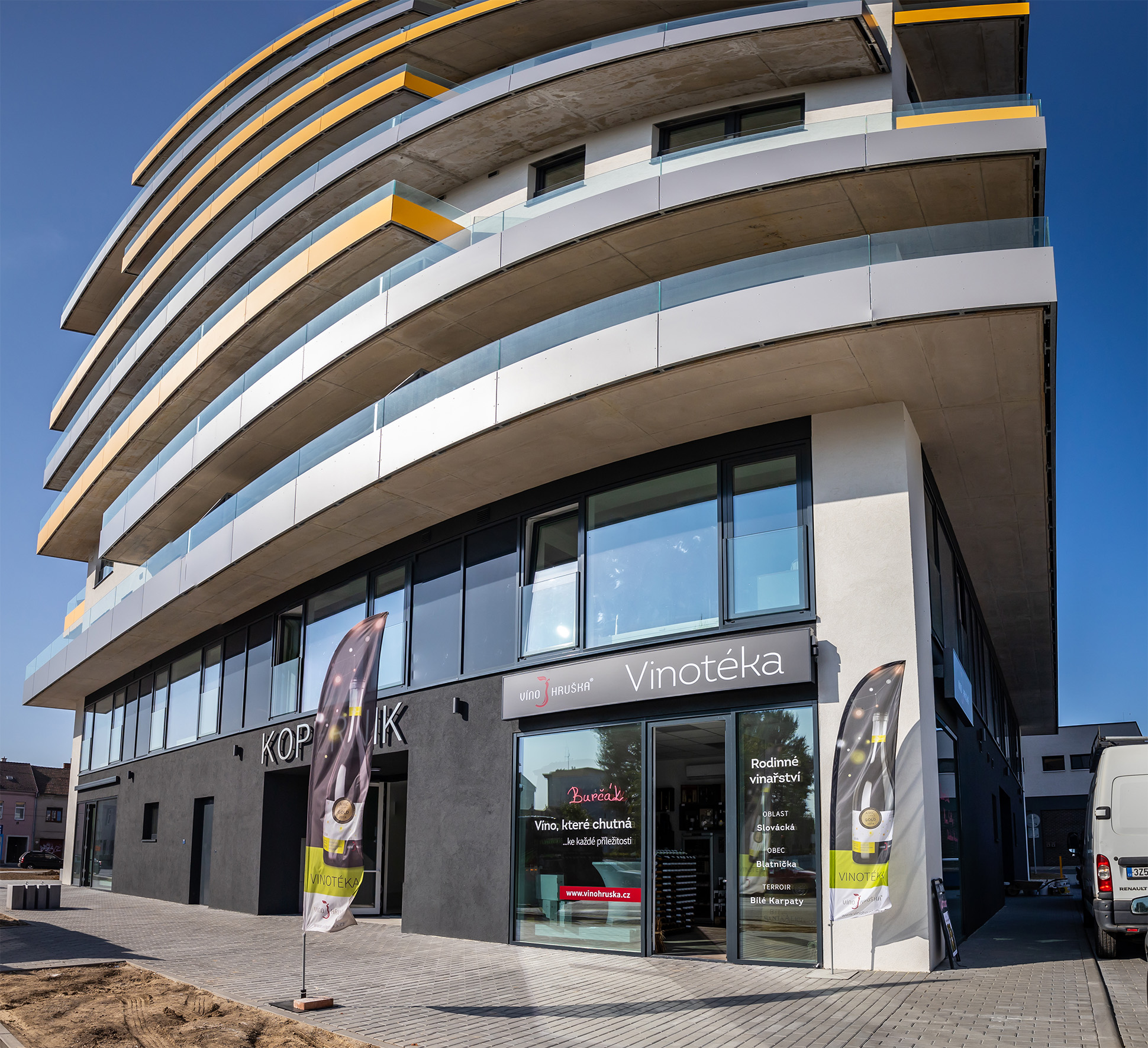 Vinotéka VÍNO HRUŠKA foto 2