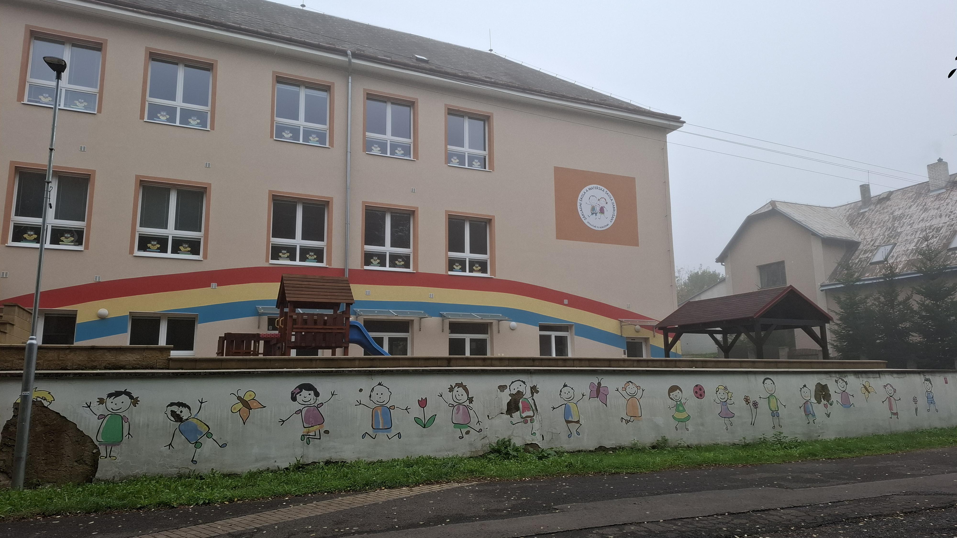 ZŠ a MŠ Zabrušany foto 3