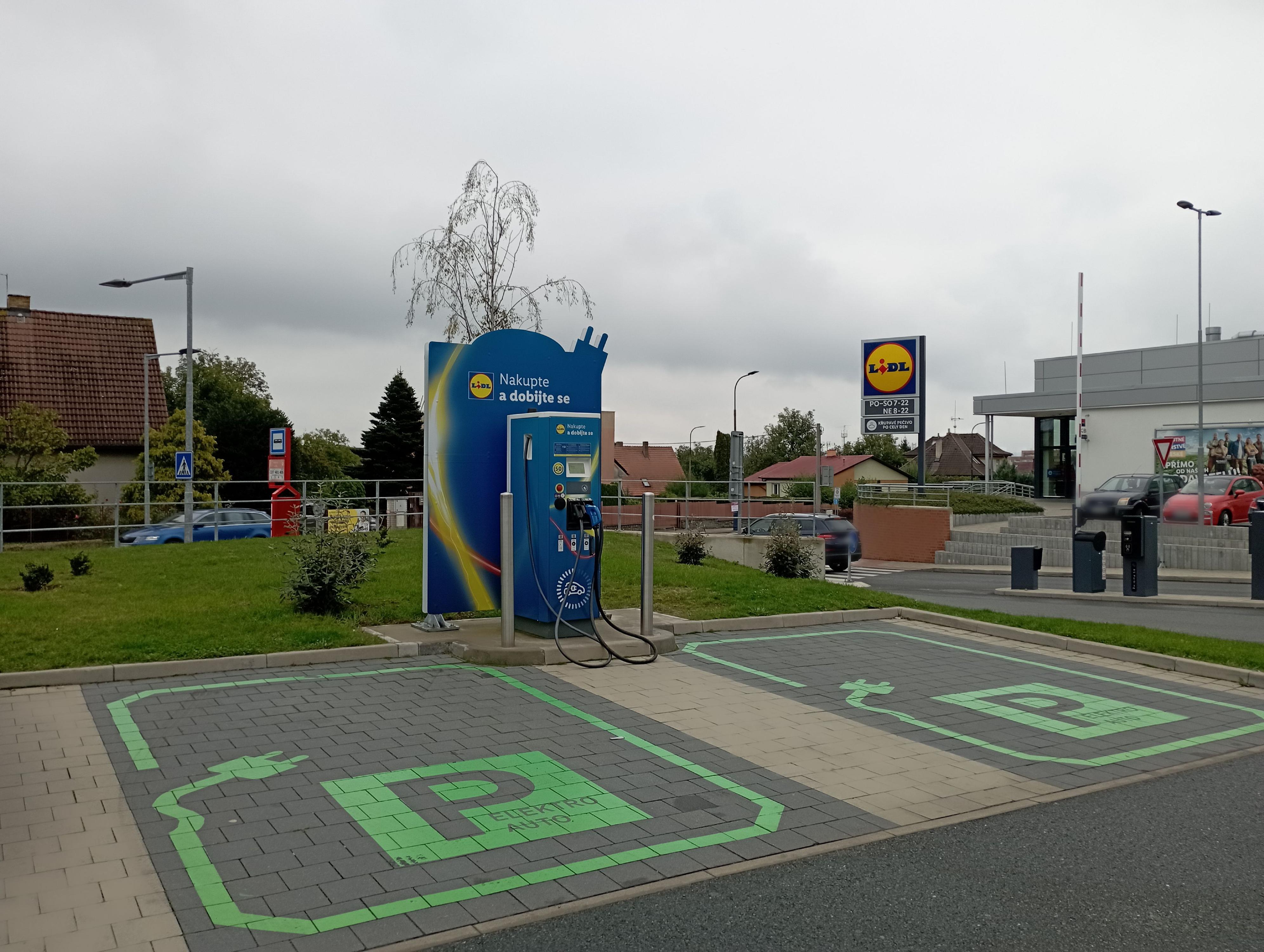 Nabíjecí stanice Lidl