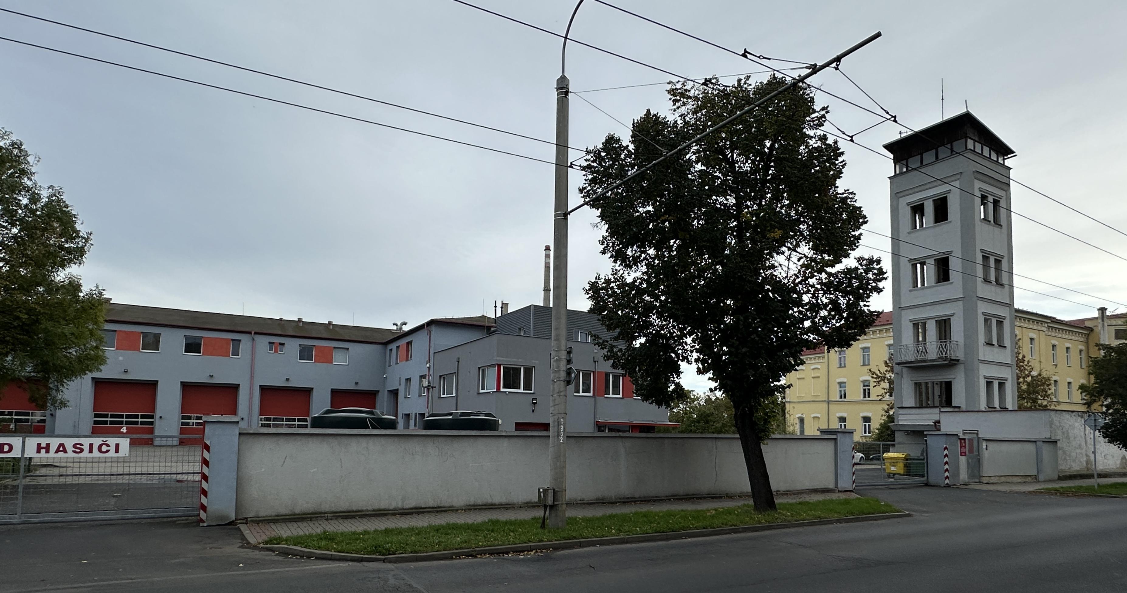 Hasičský záchranný sbor Ústeckého kraje - Požární stanice Chomutov foto 3
