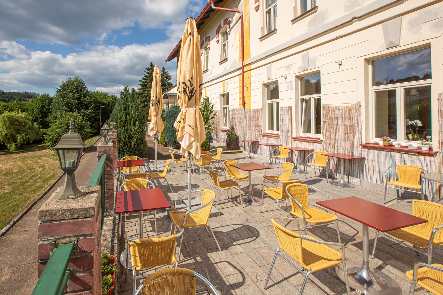 Restaurace Penzionu v parku Český Šternberk foto 2
