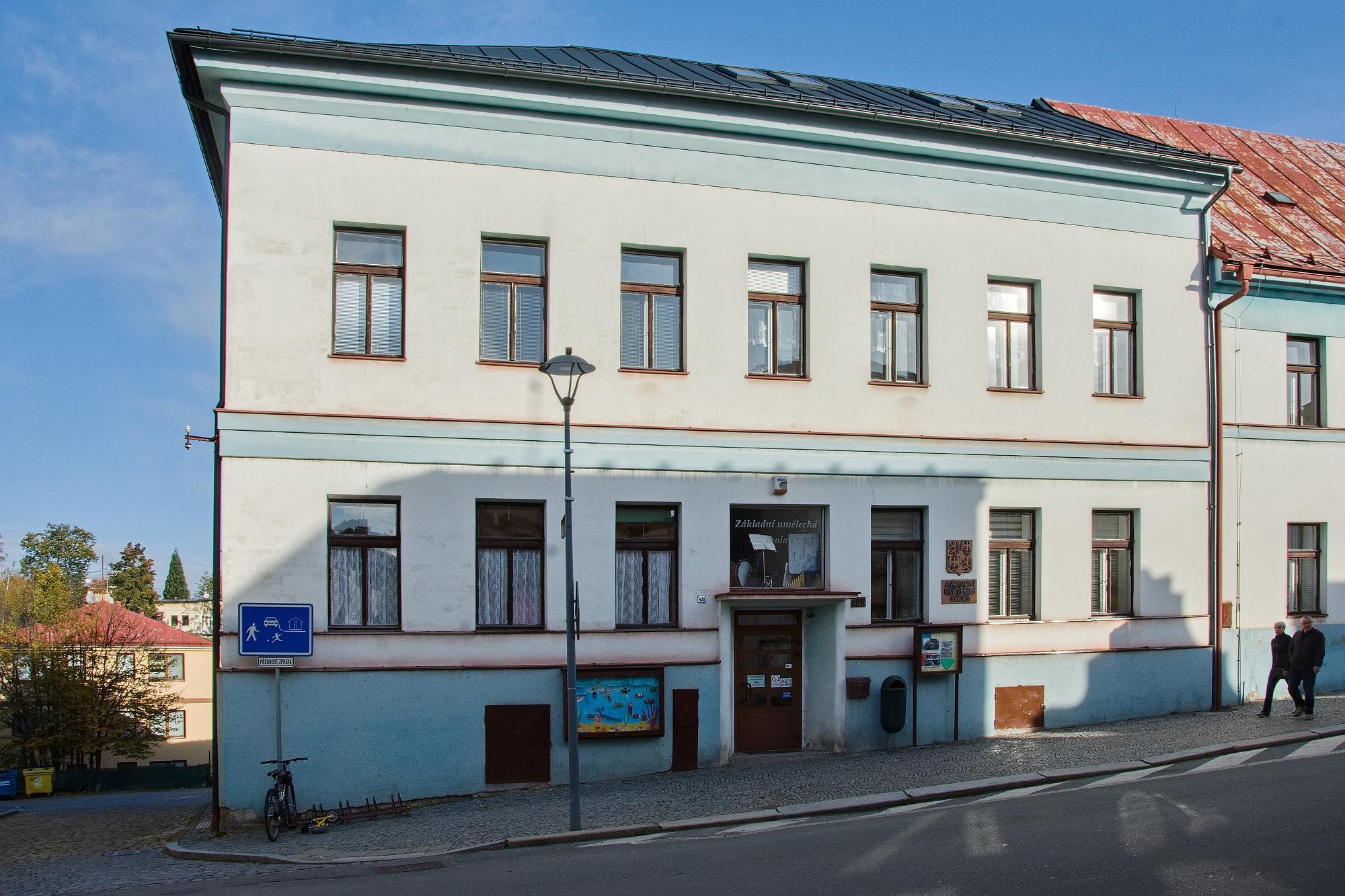 ZUŠ Dobruška, Kostelní foto 2