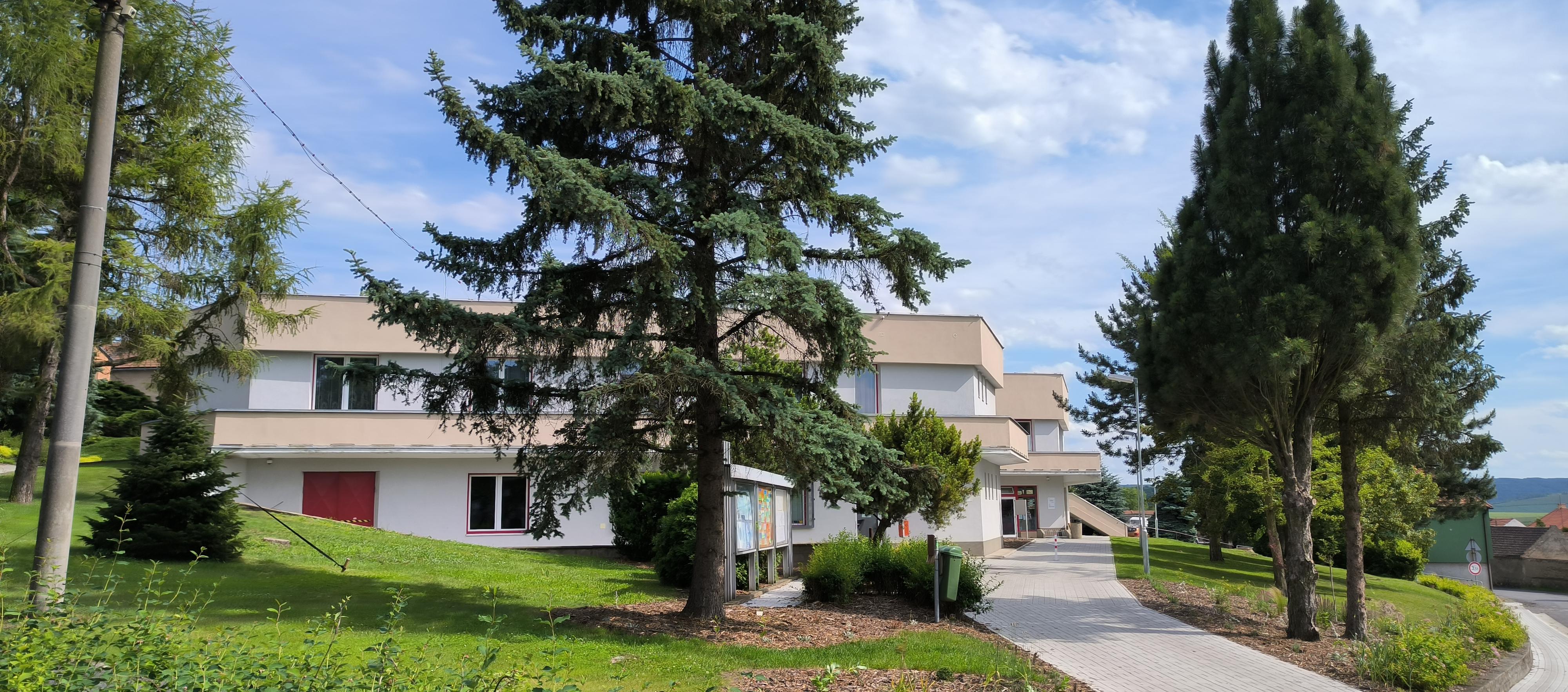 Místní lidová knihovna Klapý