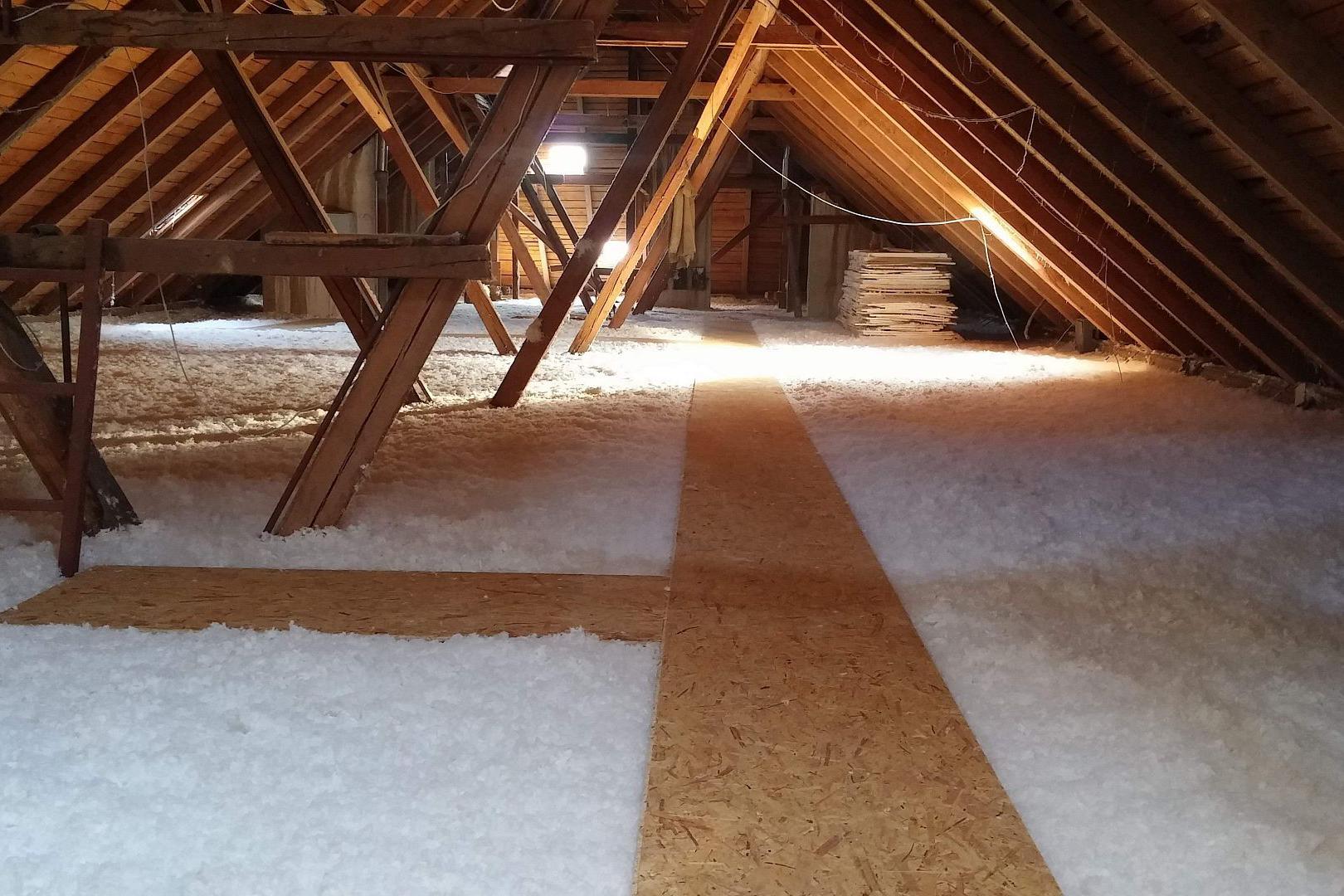 Foukaná izolace-Sádrokartony Sádovský