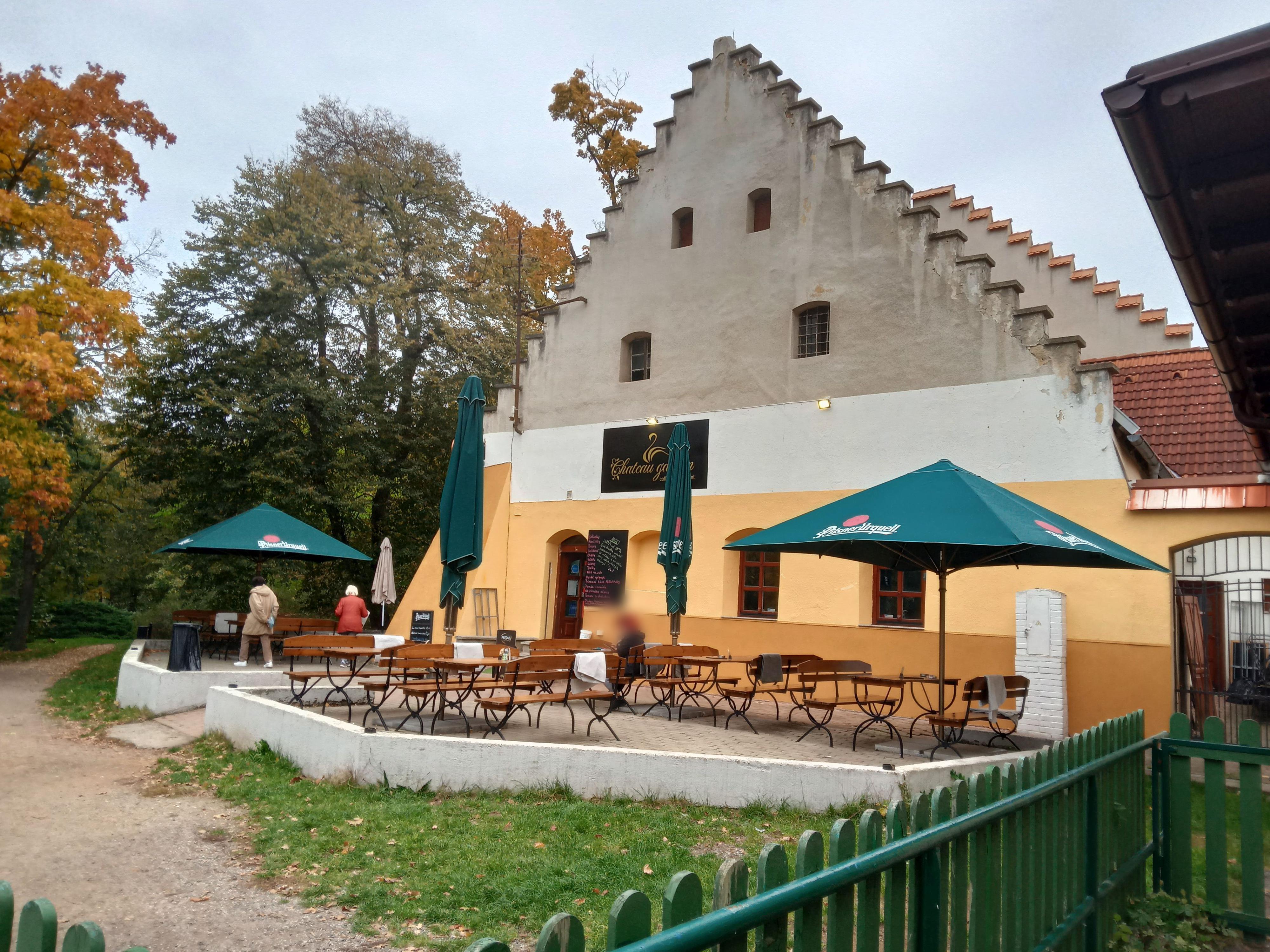 Chateau garden foto 6