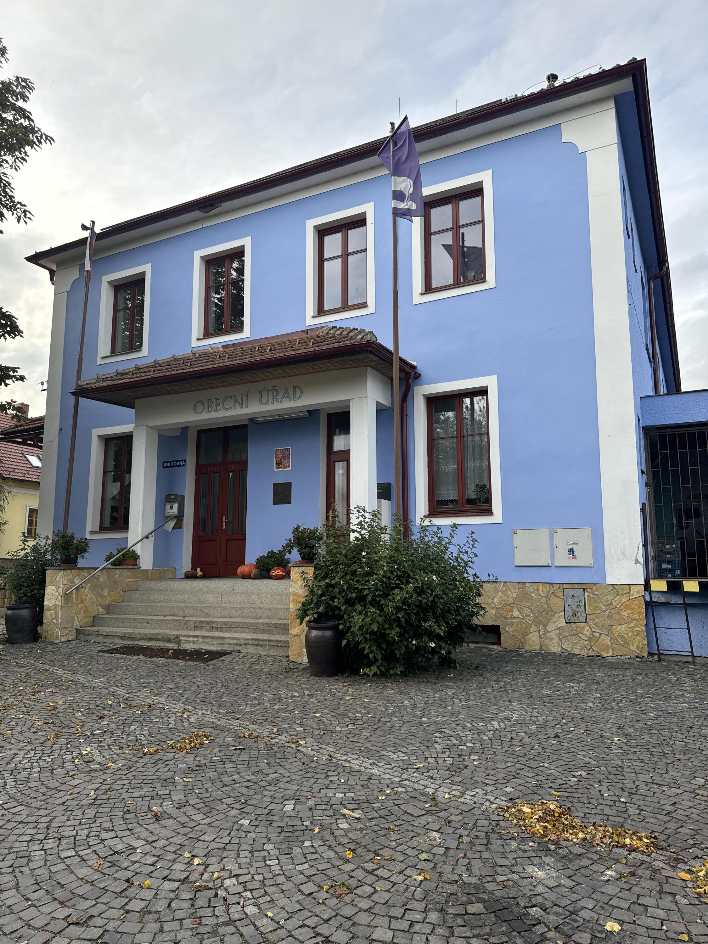 Obecní knihovna v Modré foto 3
