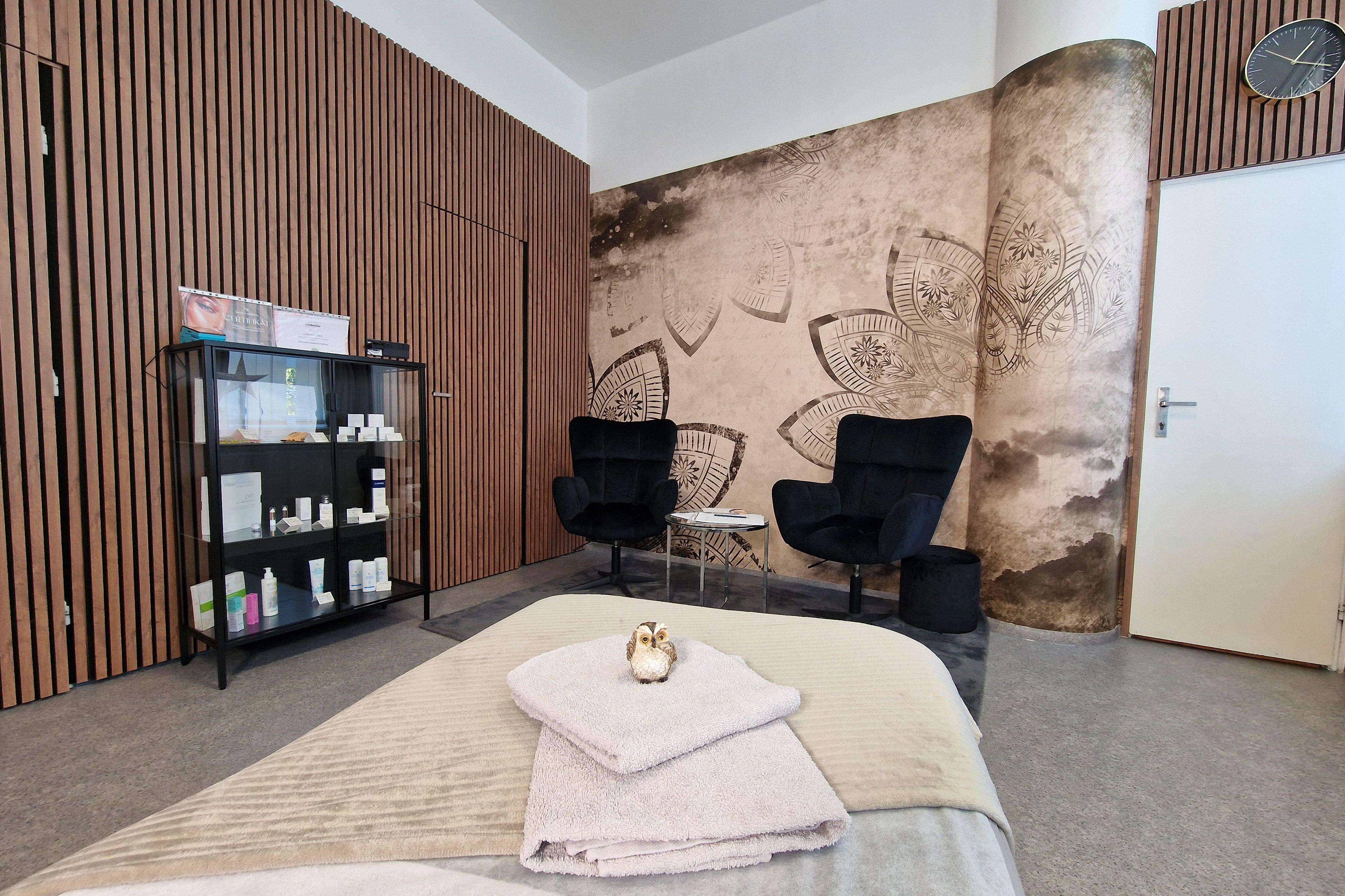 Lenka Kvasničková - BT salon - Butterfly Touch