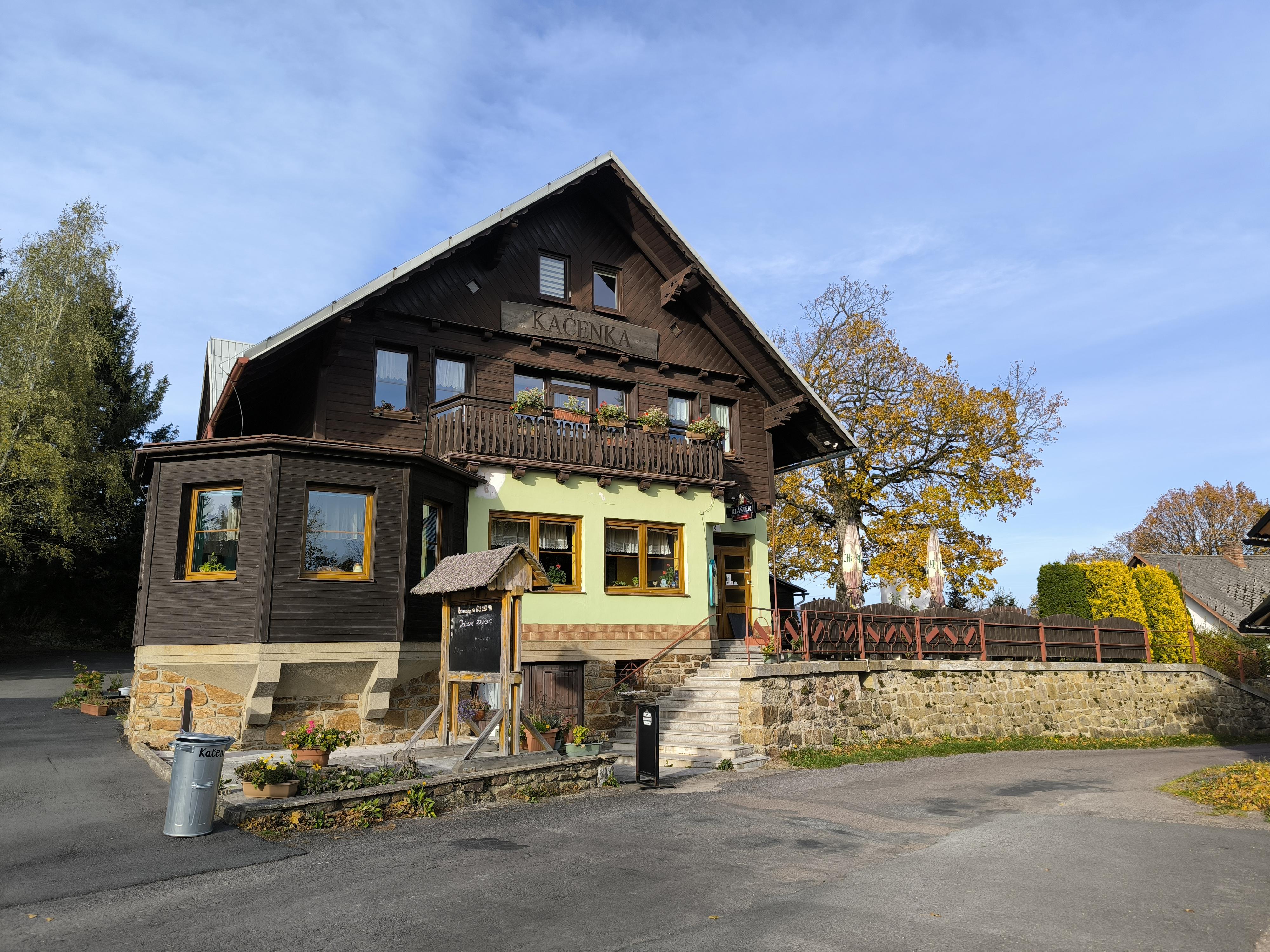Hotel a restaurace Kačenka foto 4