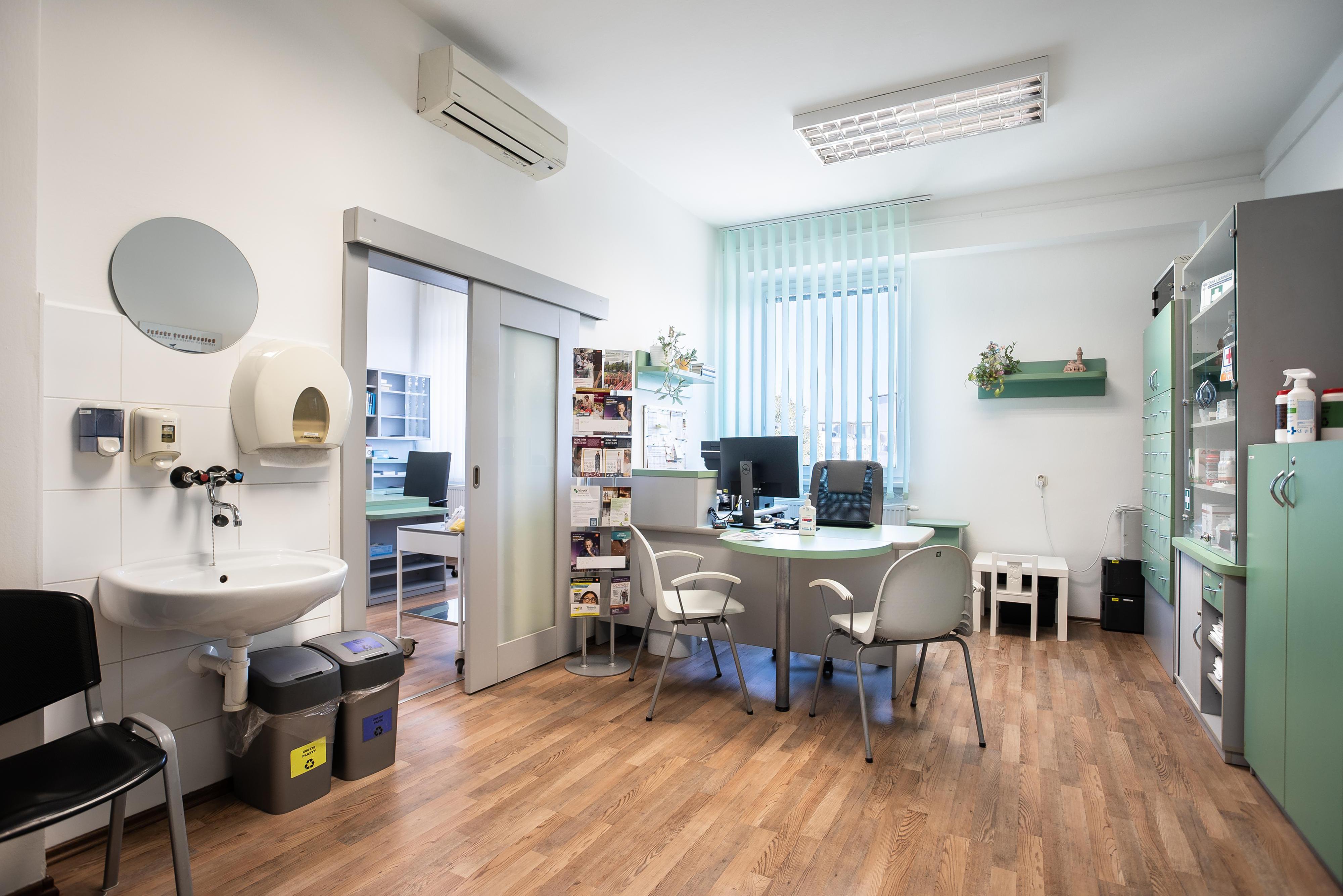 AVENIER | Očkování a cestovní medicína