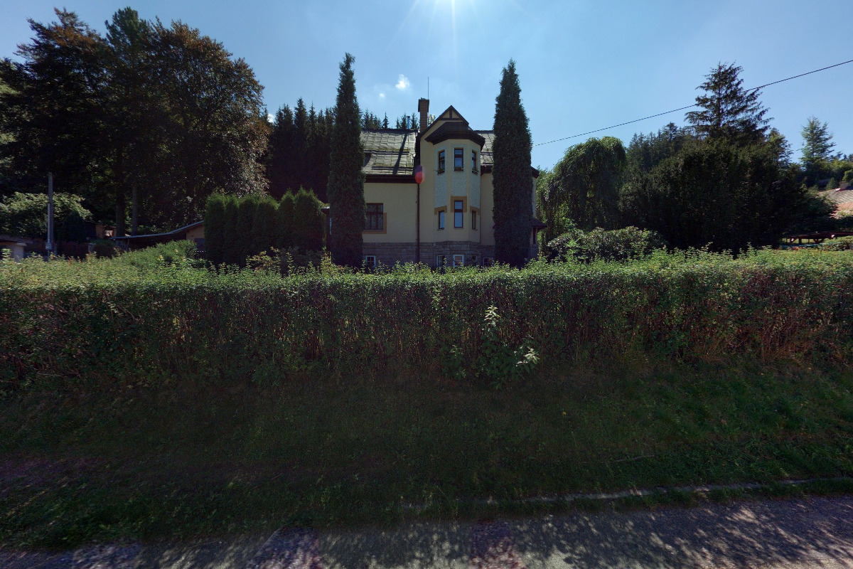 Svitlana Pírová - Nehtové studio foto 1