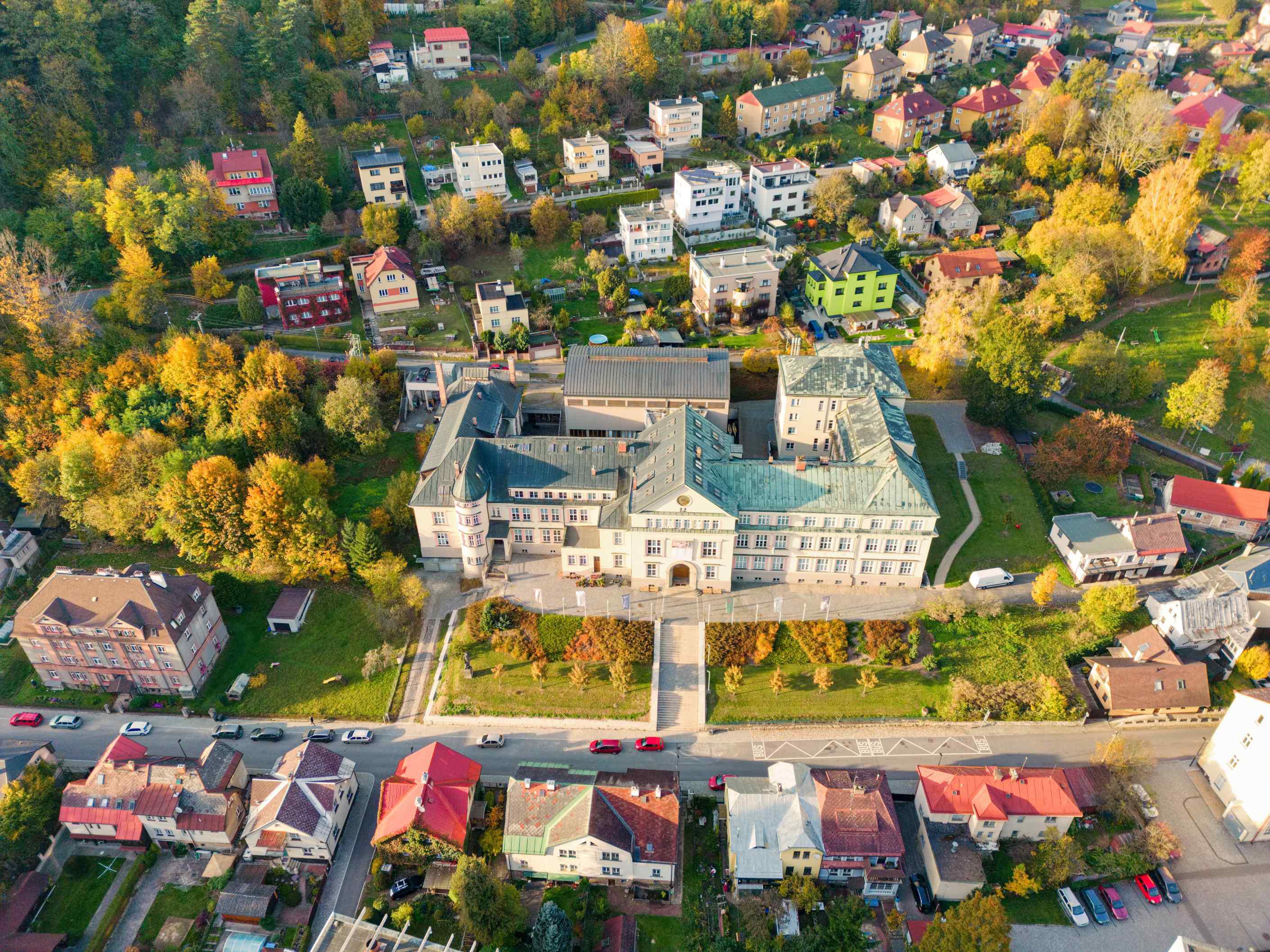 Střední uměleckoprůmyslová škola sklářská Železný Brod foto 6