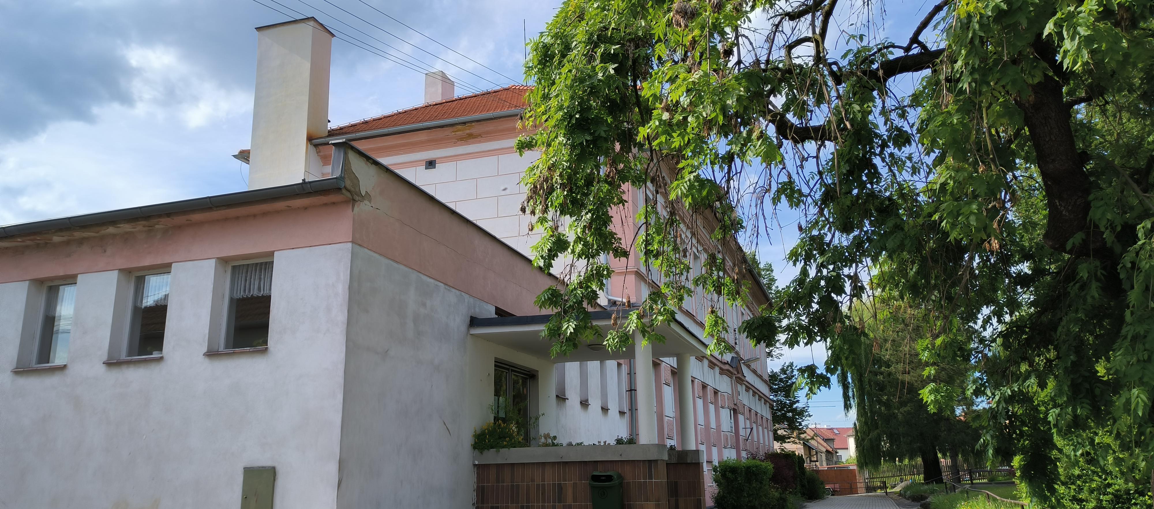 ZŠ a MŠ Klapý, okres Litoměřice foto 2