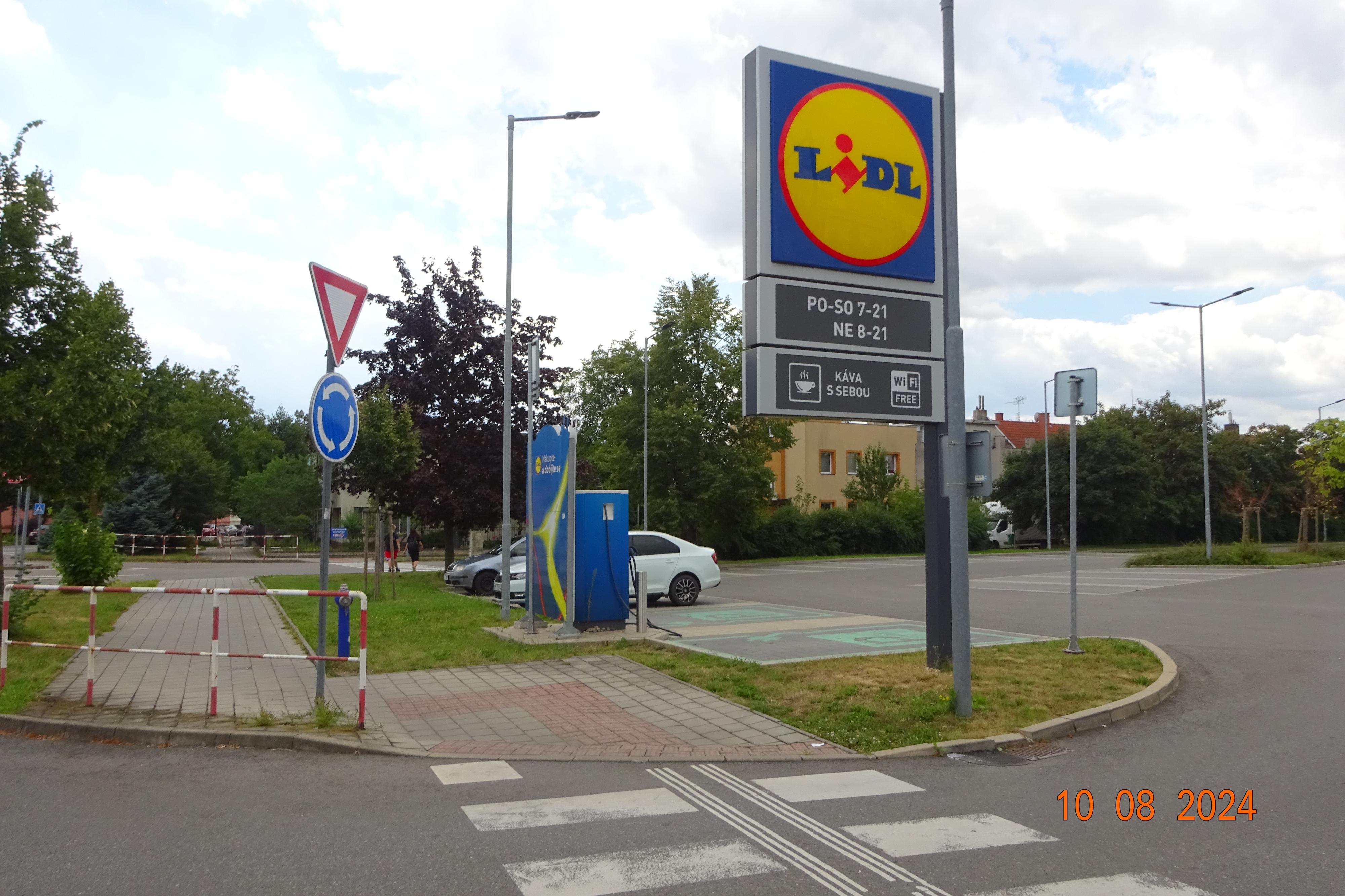 Nabíjecí stanice Lidl foto 2