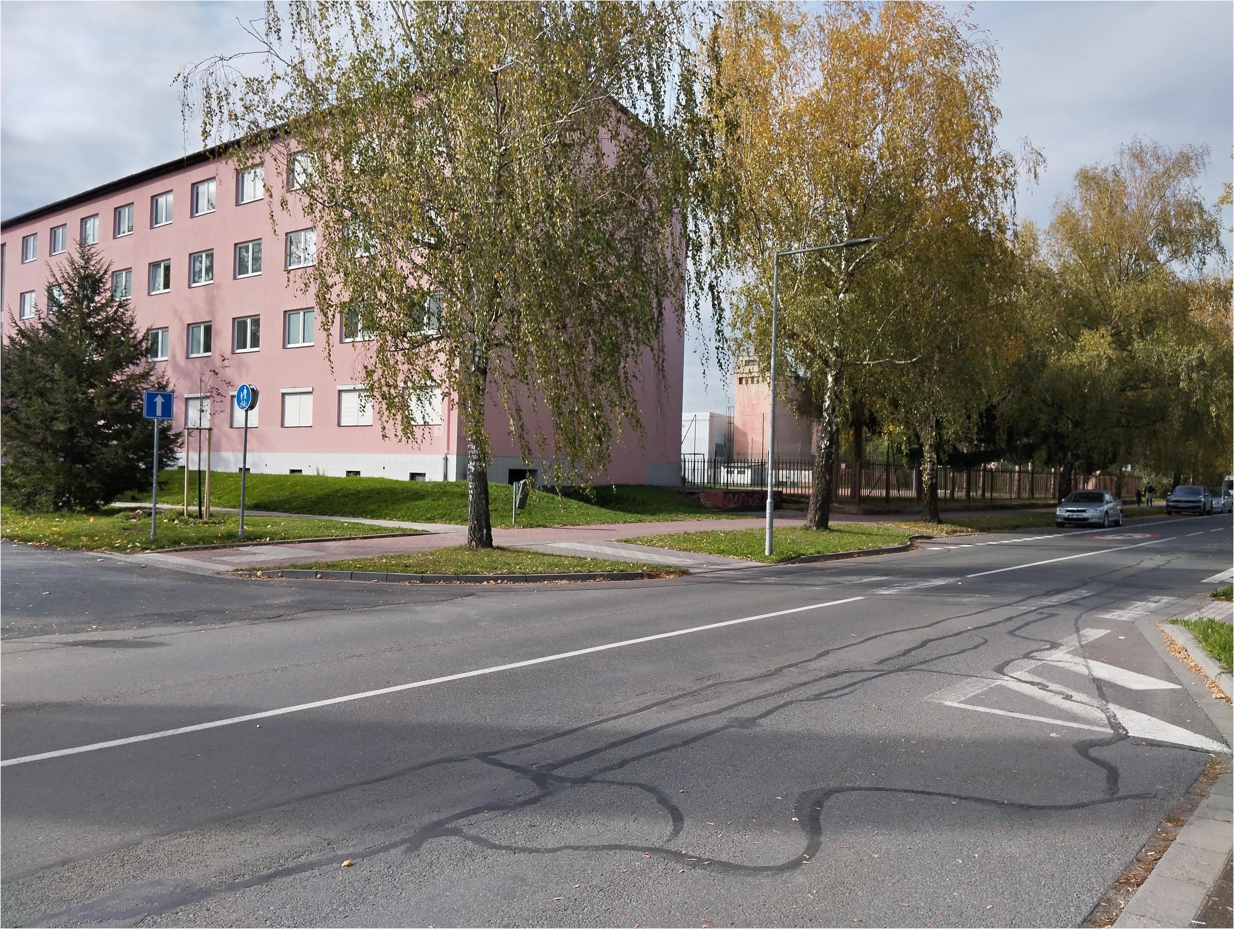 Střední průmyslová škola a Střední odborné učiliště Uničov foto 2