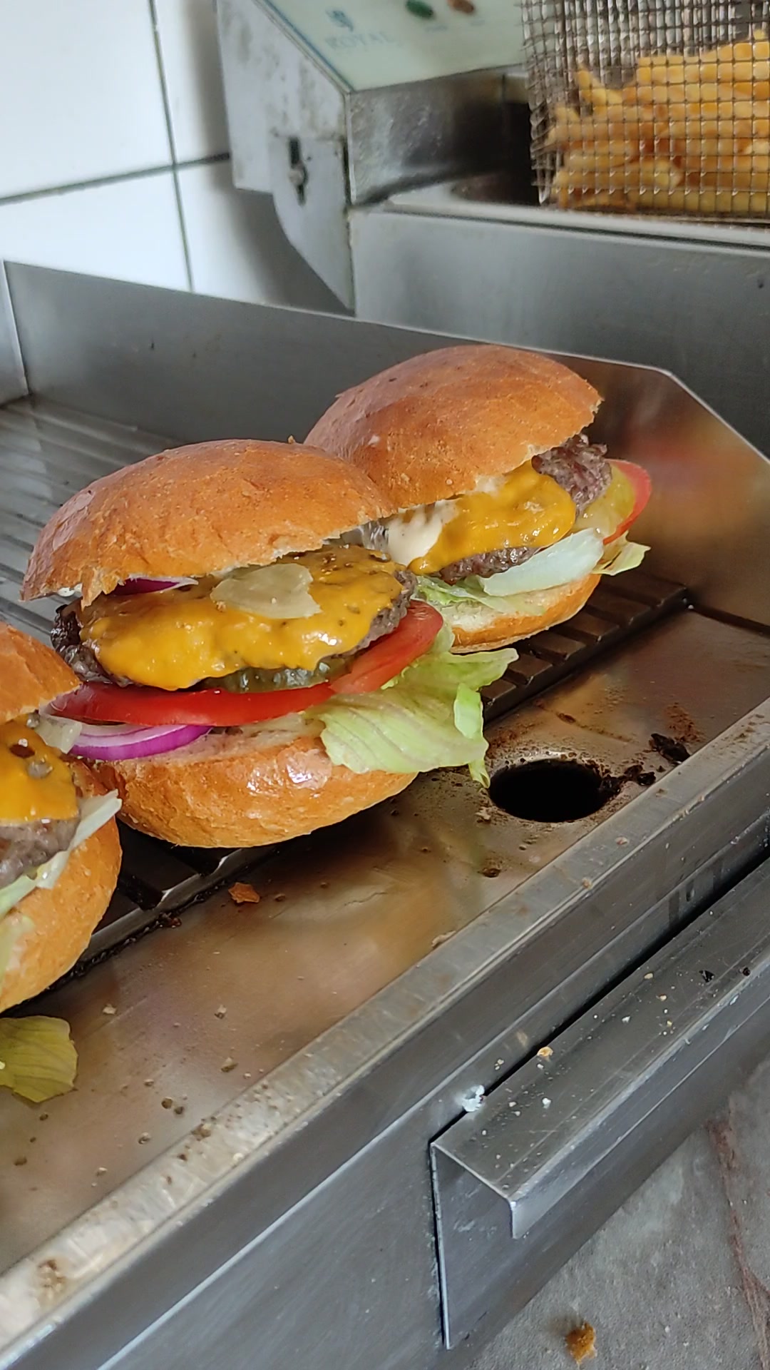 Džejmis burgers foto 2 (náhled videa)