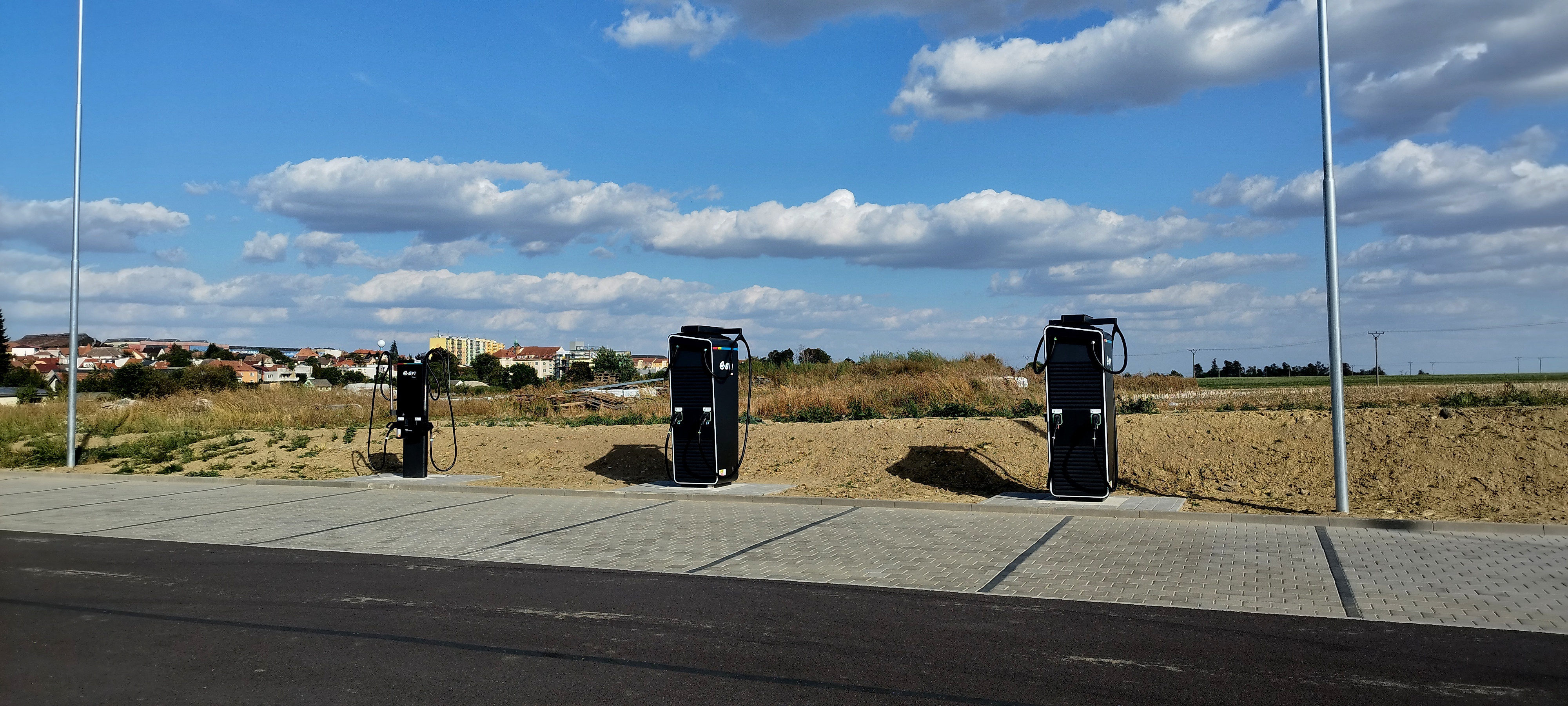 Dobíjecí stanice E.ON Drive