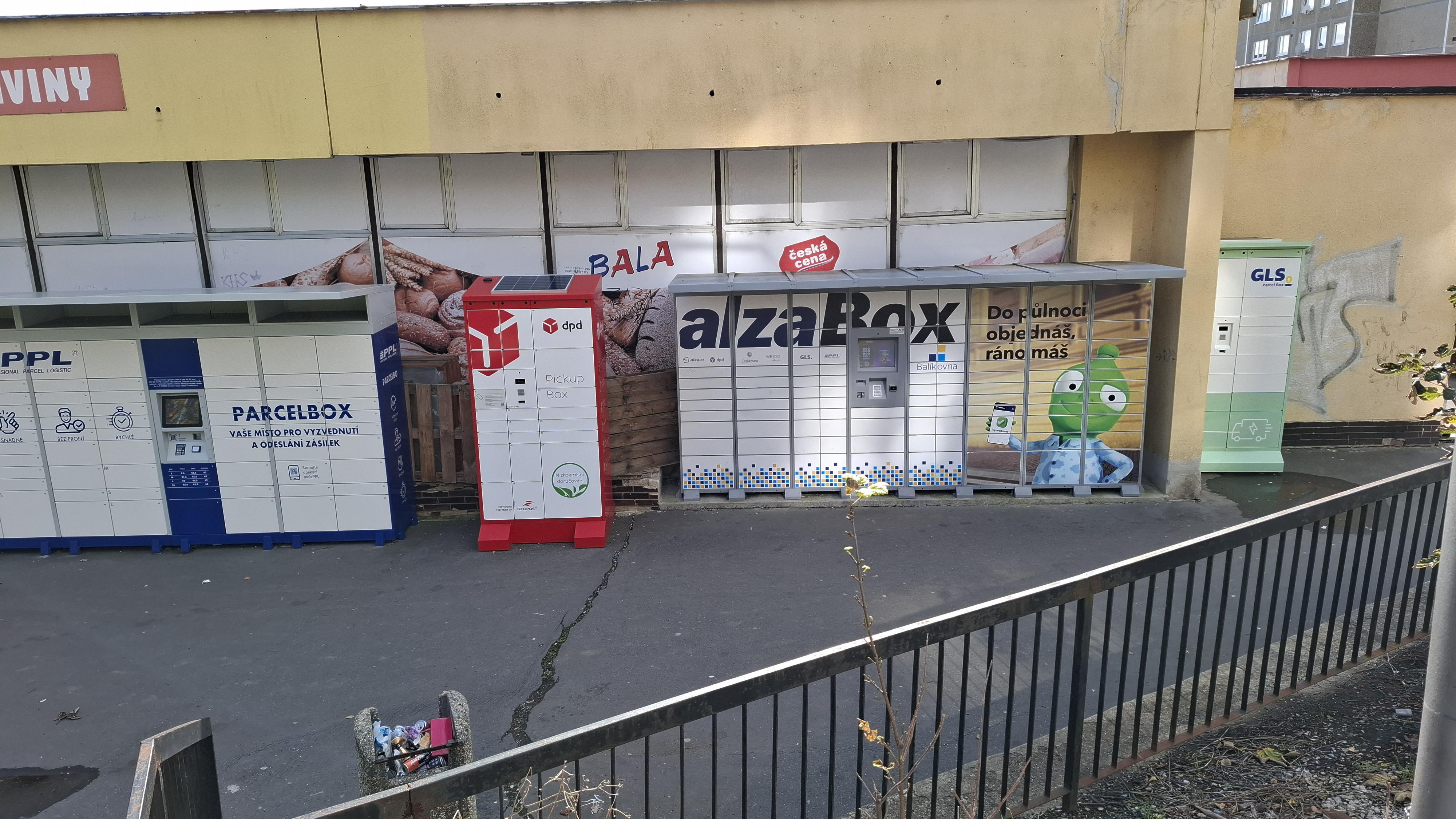 AlzaBox