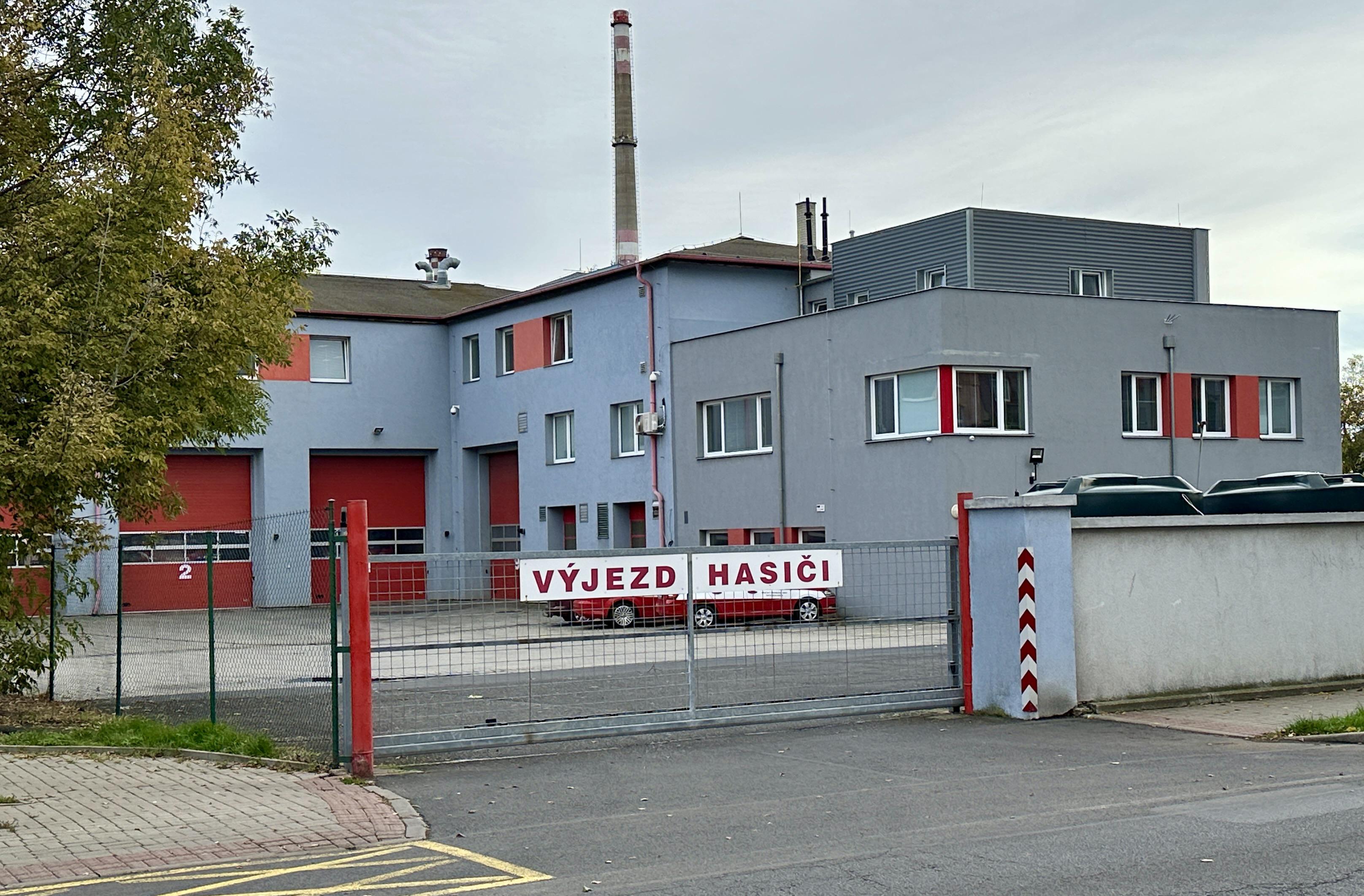 Hasičský záchranný sbor Ústeckého kraje - Požární stanice Chomutov foto 2