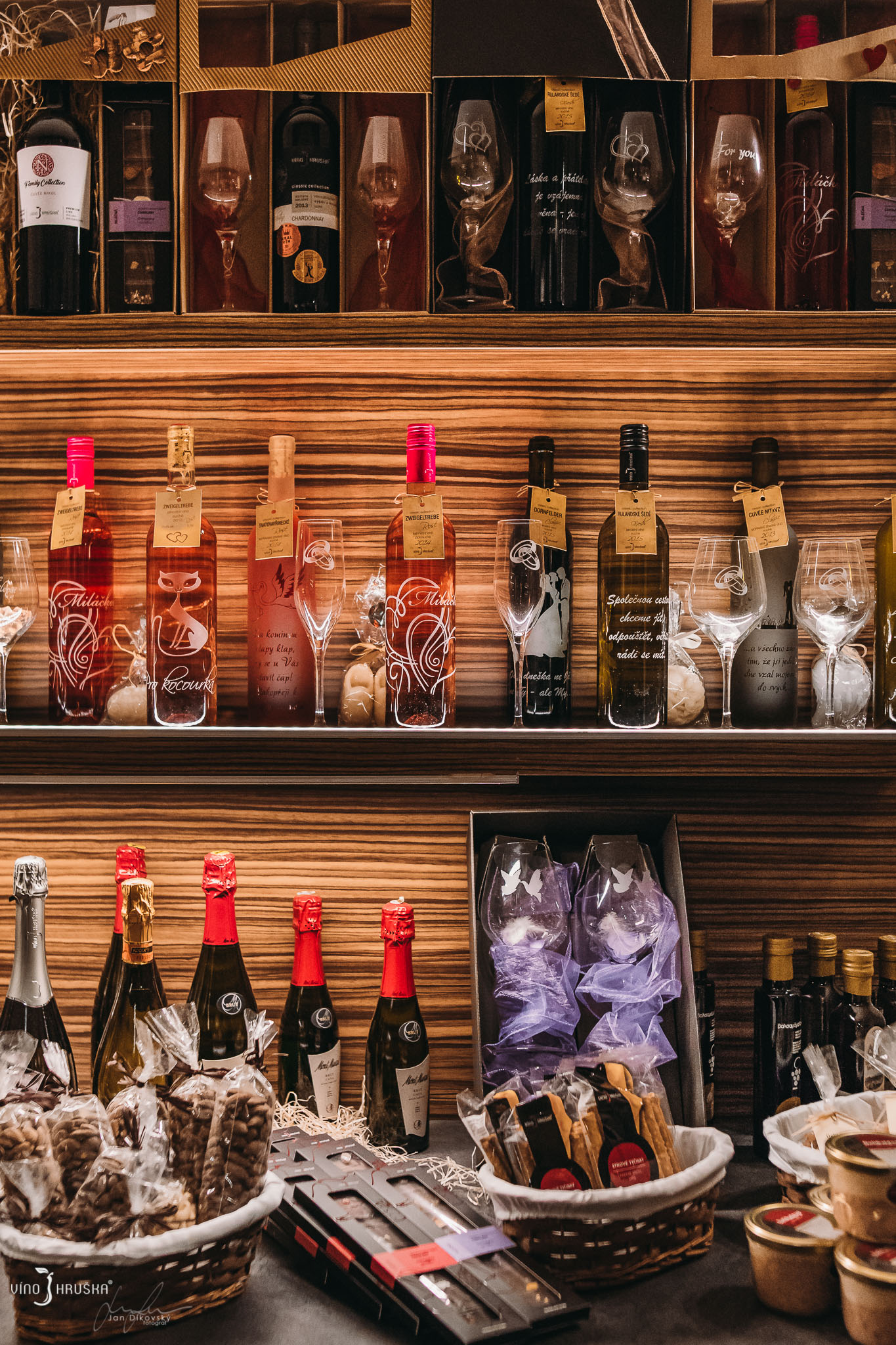 Vinotéka VÍNO HRUŠKA foto 2