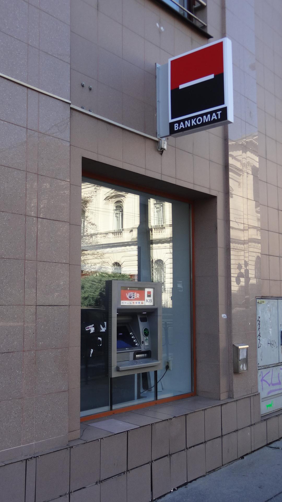 Bankomat Komerční banky foto 3