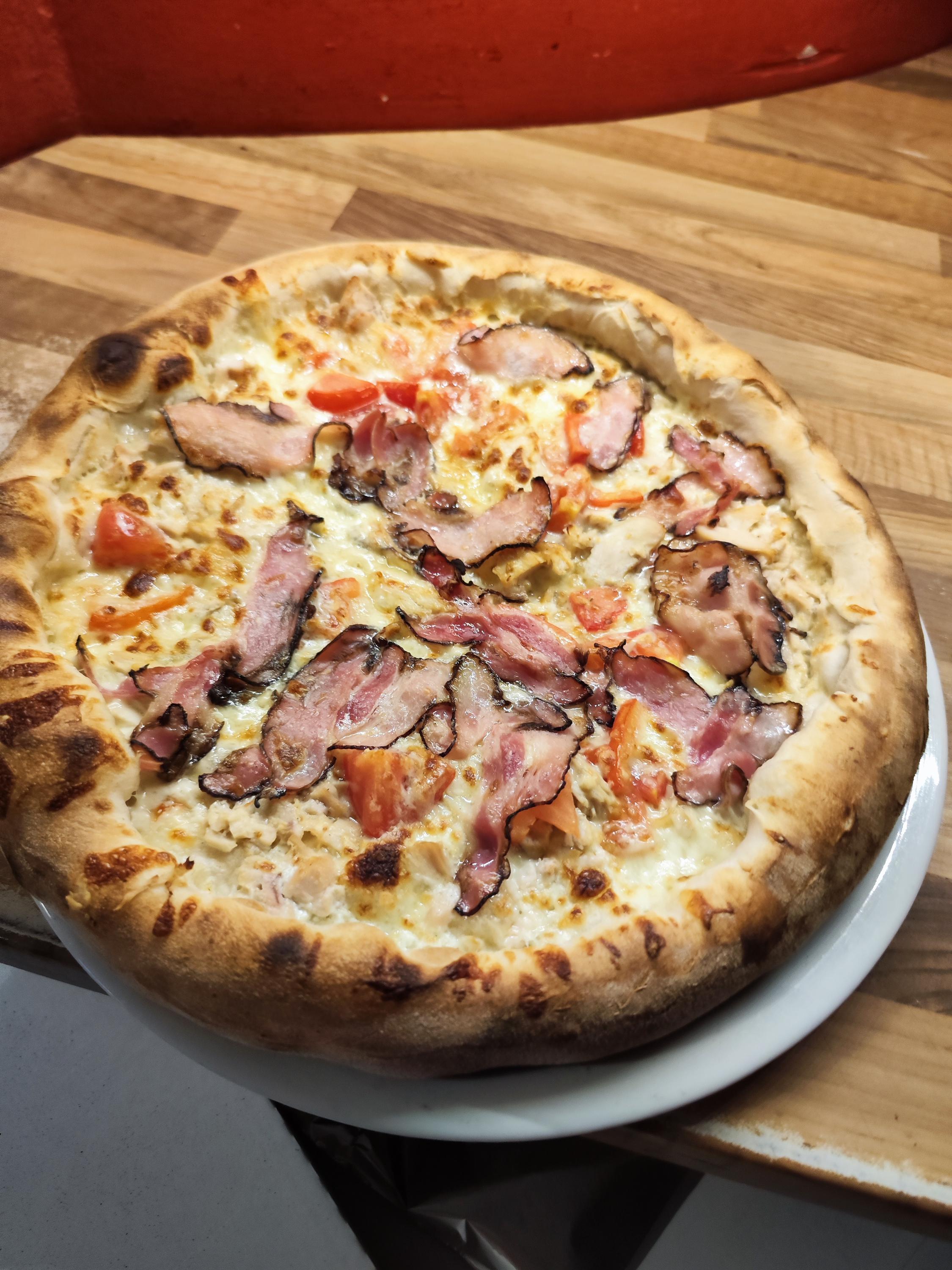 Pizzeria Adelanté foto 2