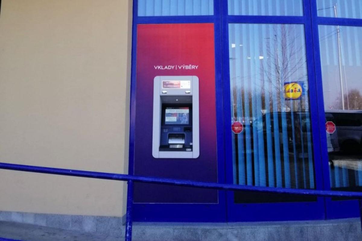 Bankomat MONETA Money Bank vkladový