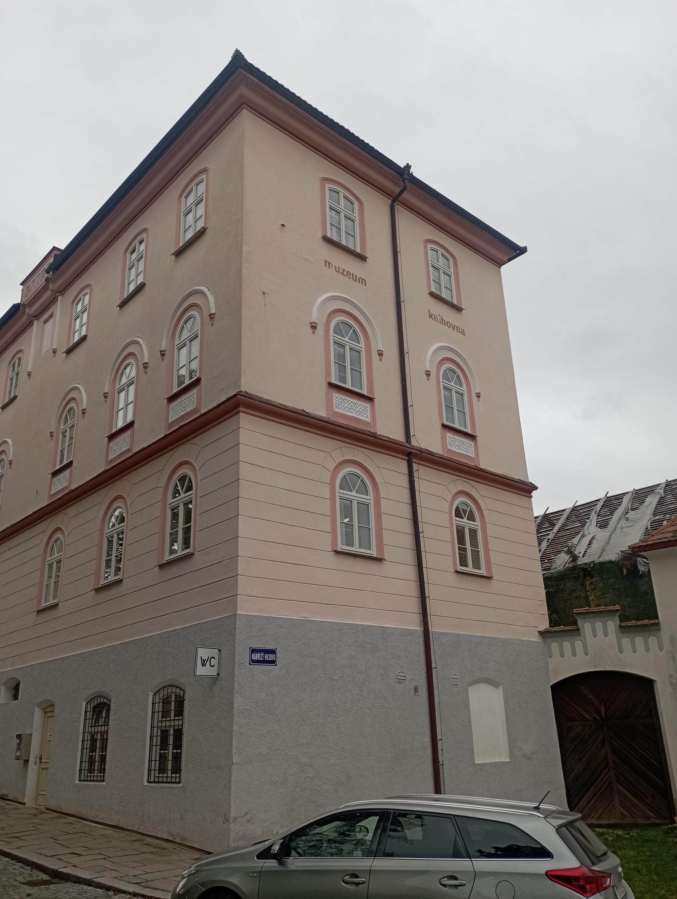 Městská knihovna Blatná foto 5