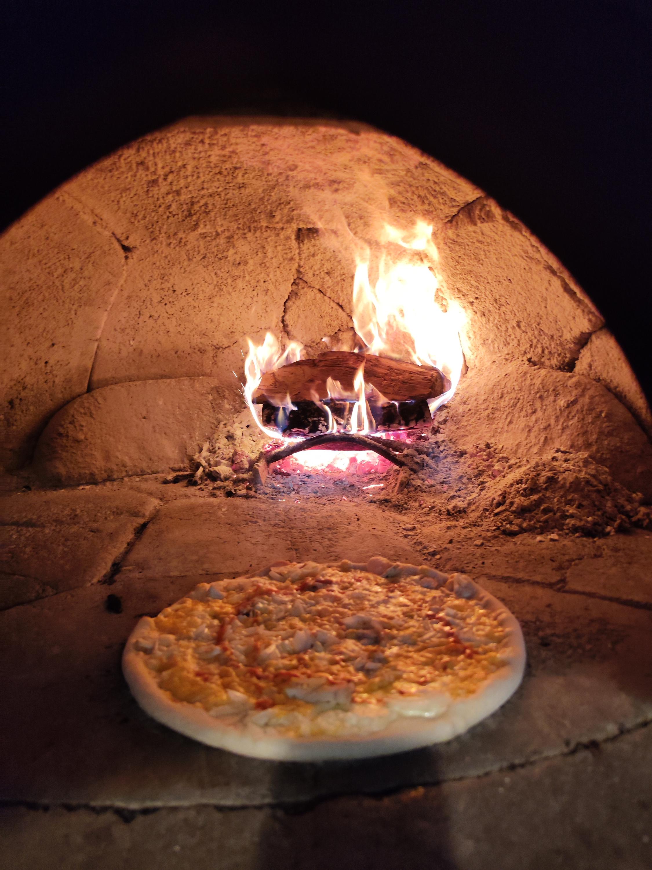 Pizzeria Adelanté foto 3