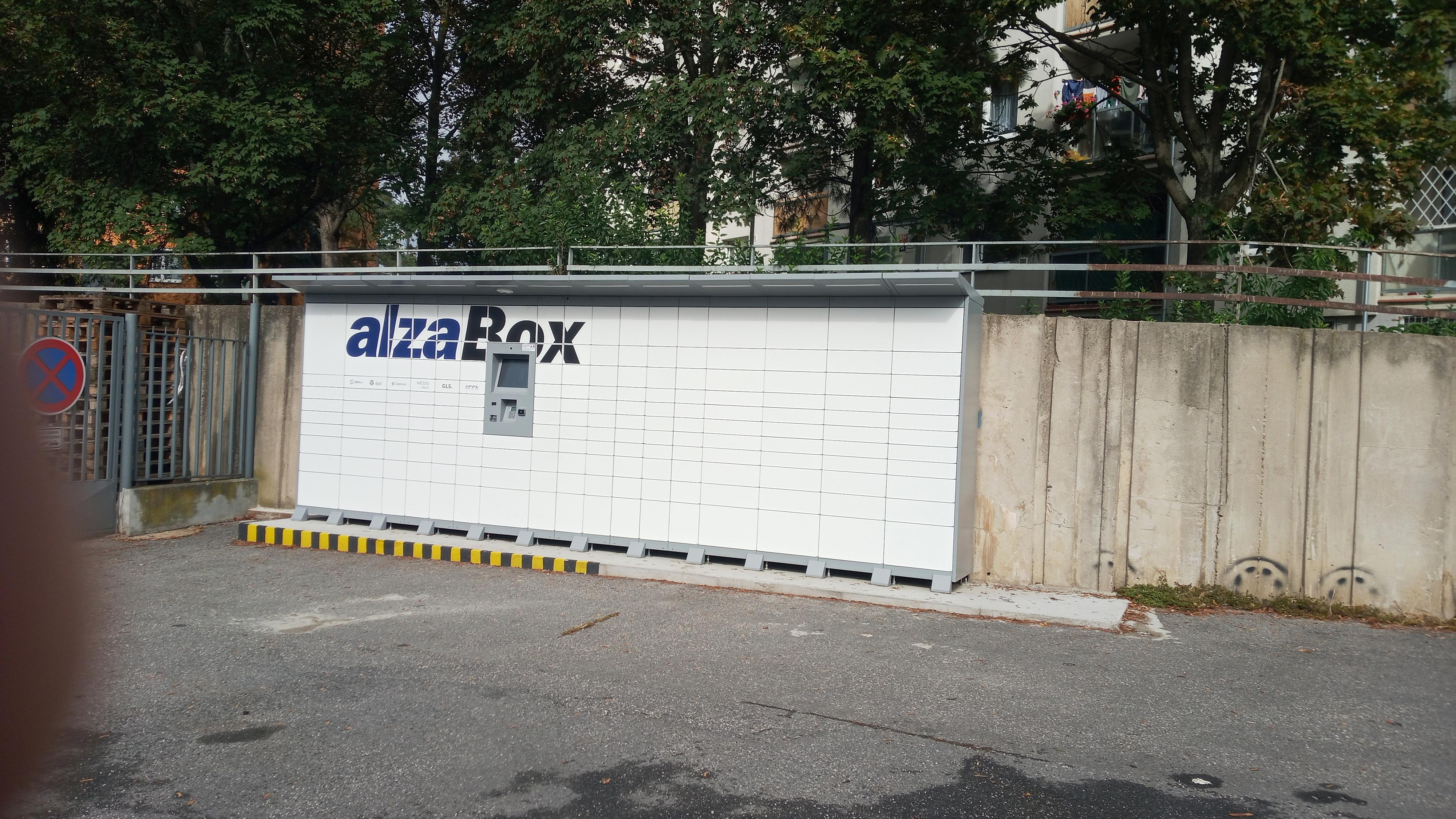 AlzaBox