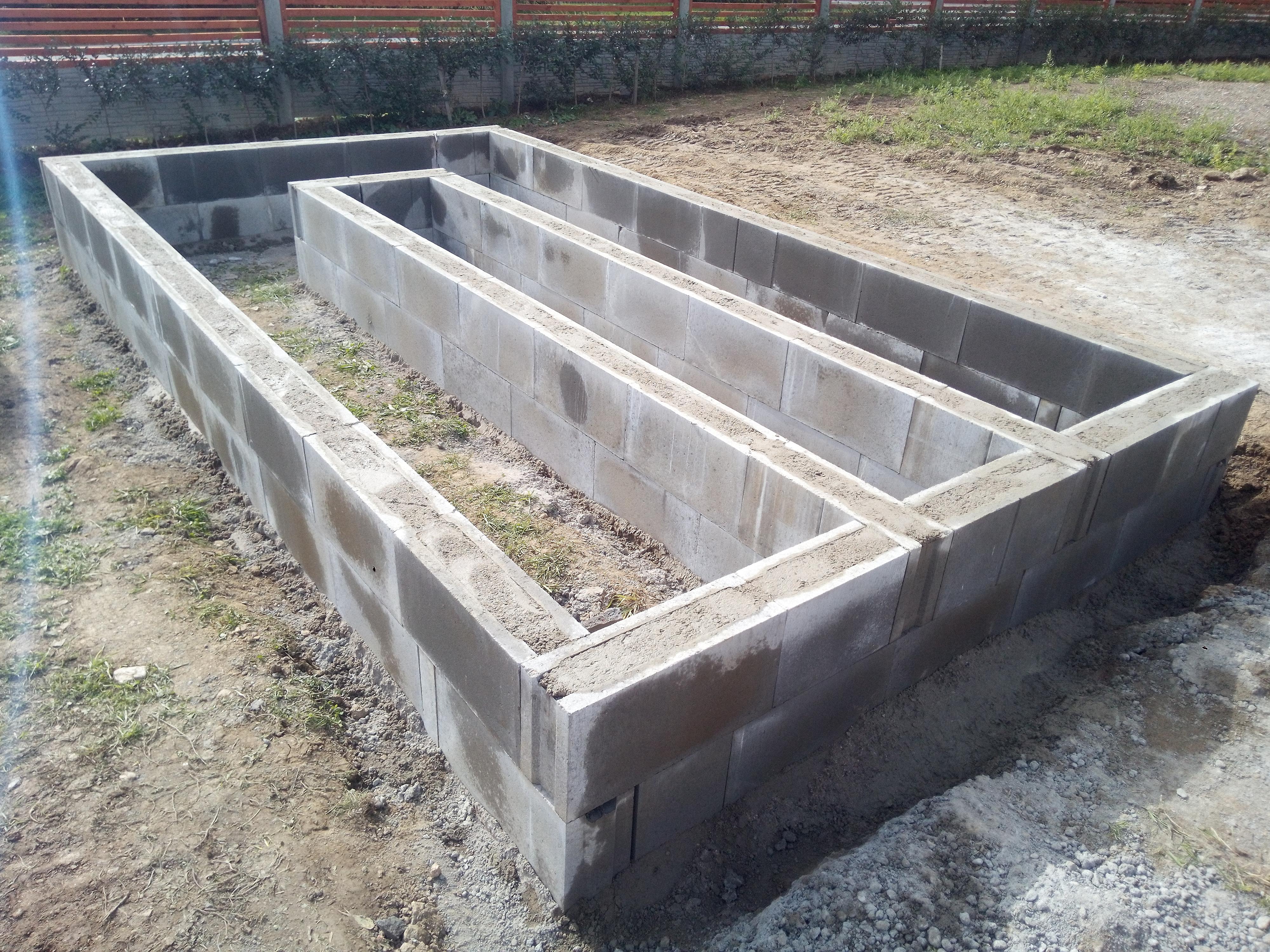 Zhotovení základů pro skleník