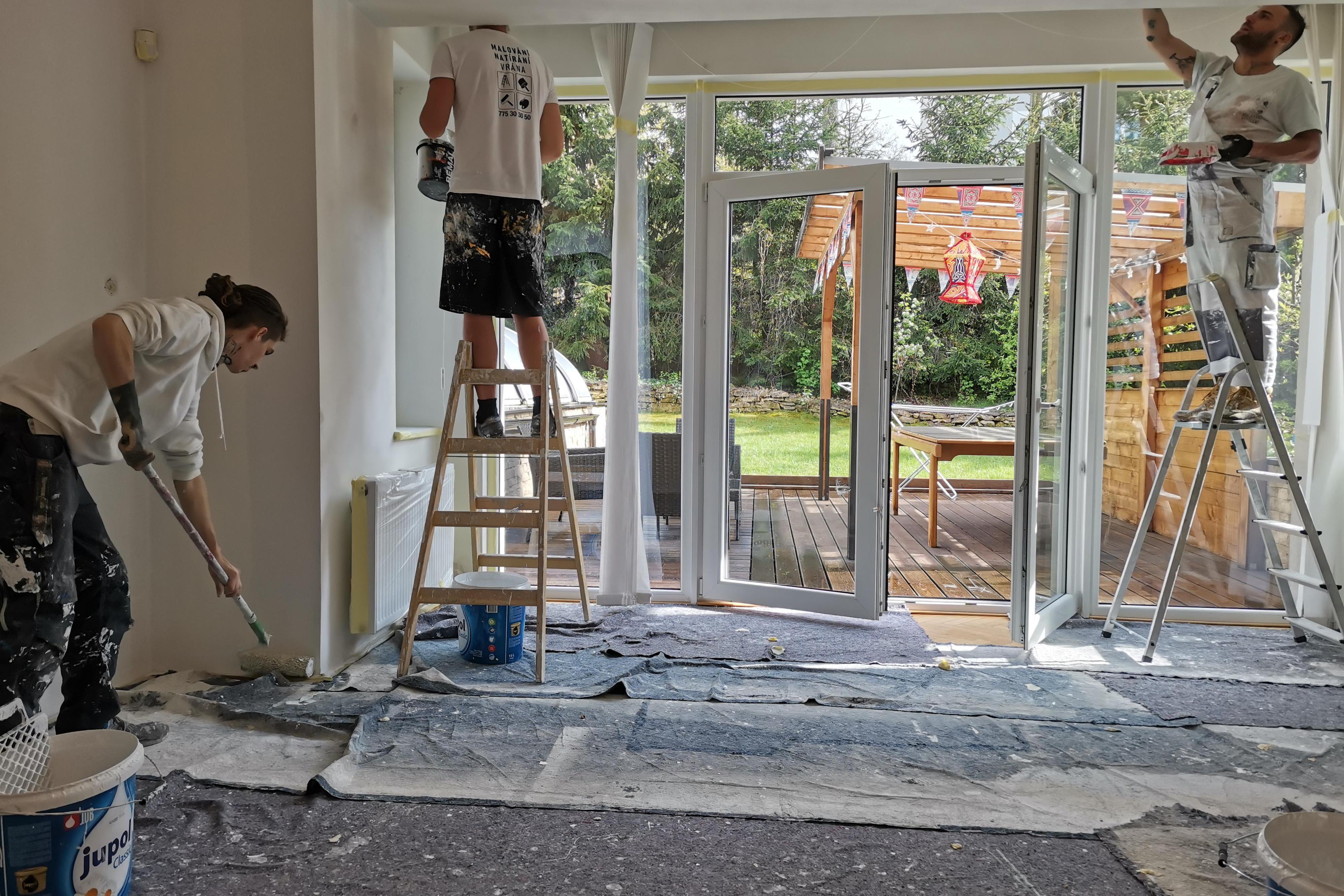 Malování natírání Vrána